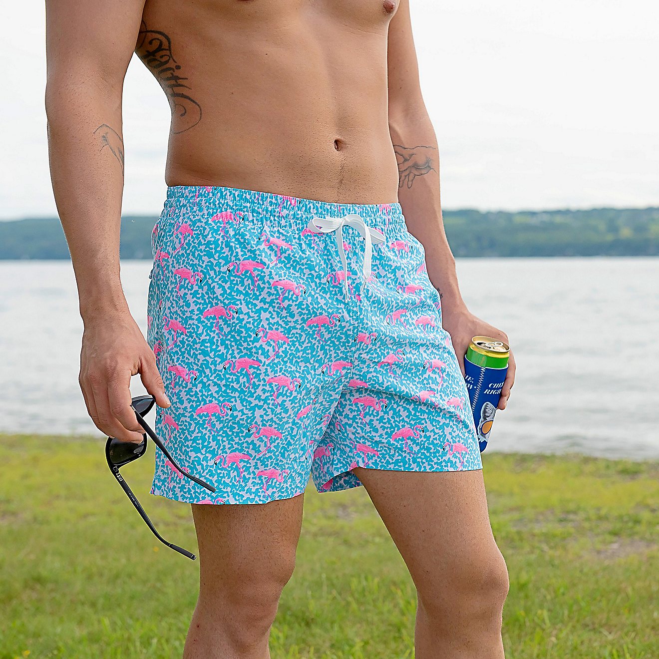 Chubbies Men's Domingos are Flamingos Stretch Swim Trunks 5.5 in                                                                 - view number 2