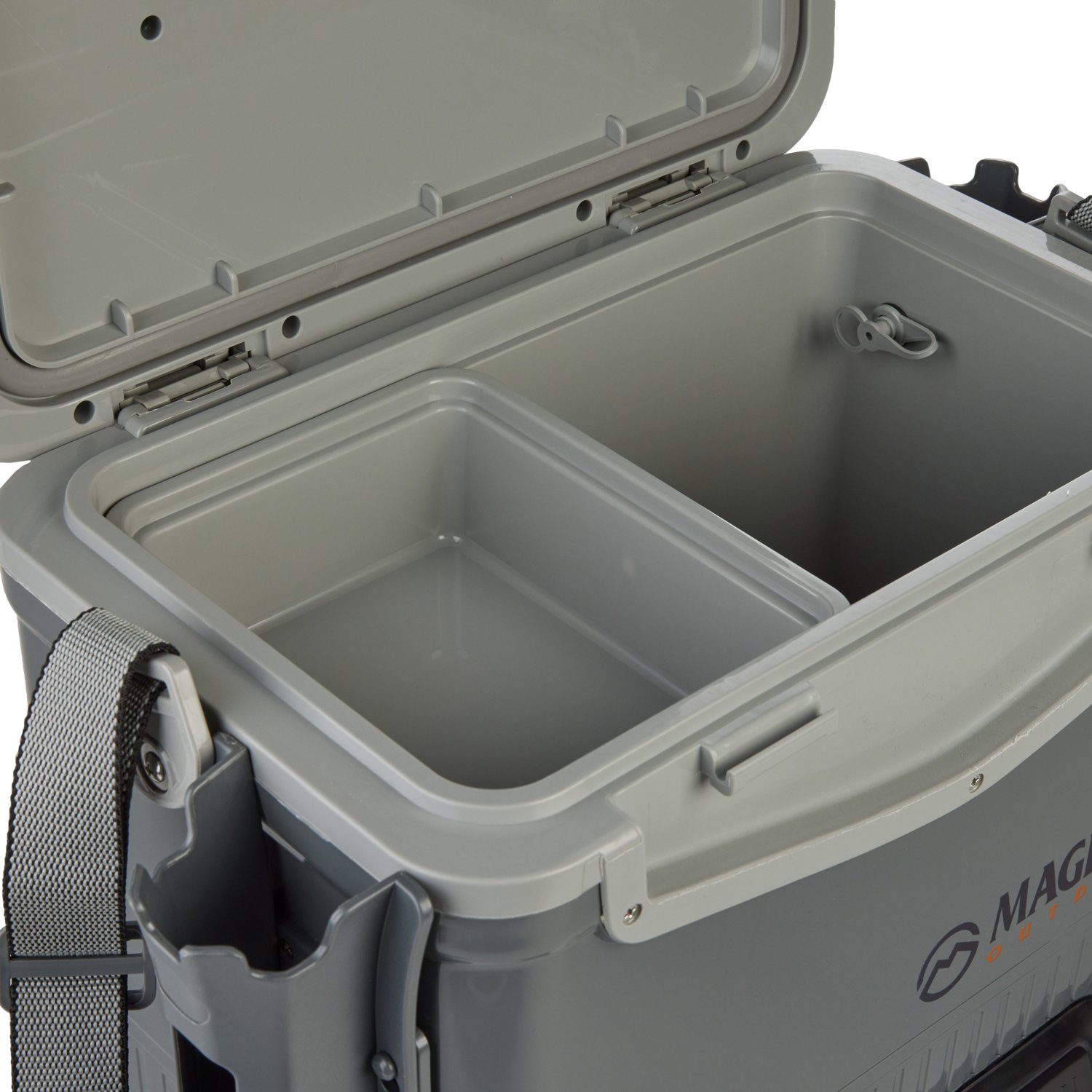 Magellan Outdoors 30 qt Insulated Bait/Dry Box