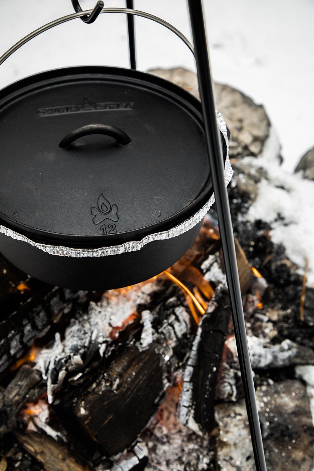 Camp Chef 12 in Cast Iron Classic 6 qt Standard Dutch Oven - view number 6