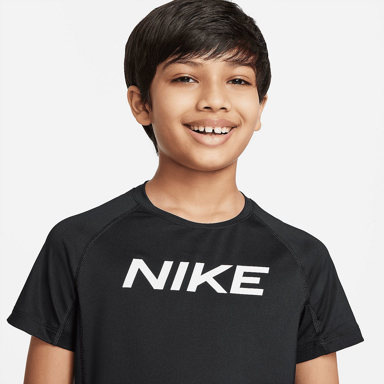 Nike Boys' Pro Fitted Short Sleeve Shirt                                                                                         - view number 4