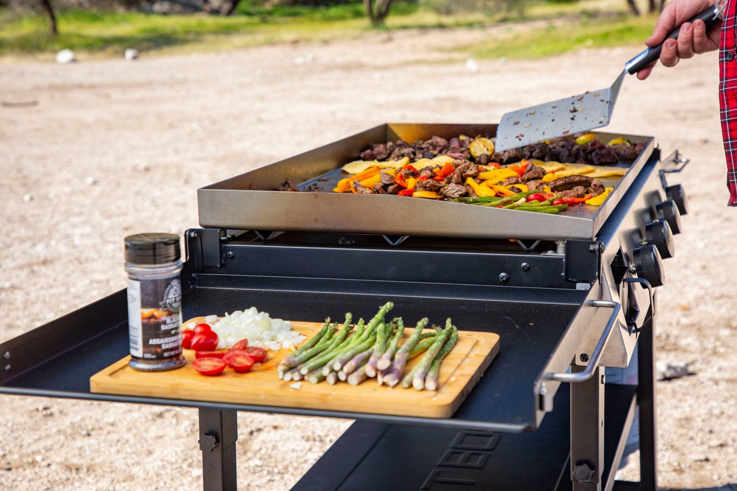 Pit Boss 4Burner Deluxe Gas Griddle Academy