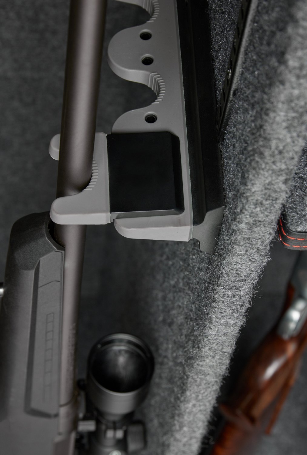 Redfield 48 Gun Safe - view number 4