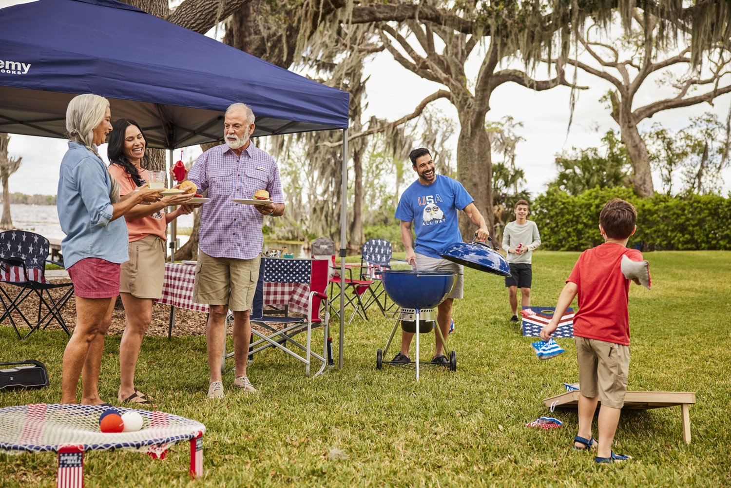 Weber 22 in Master-Touch Charcoal Grill                                                                                          - view number 6