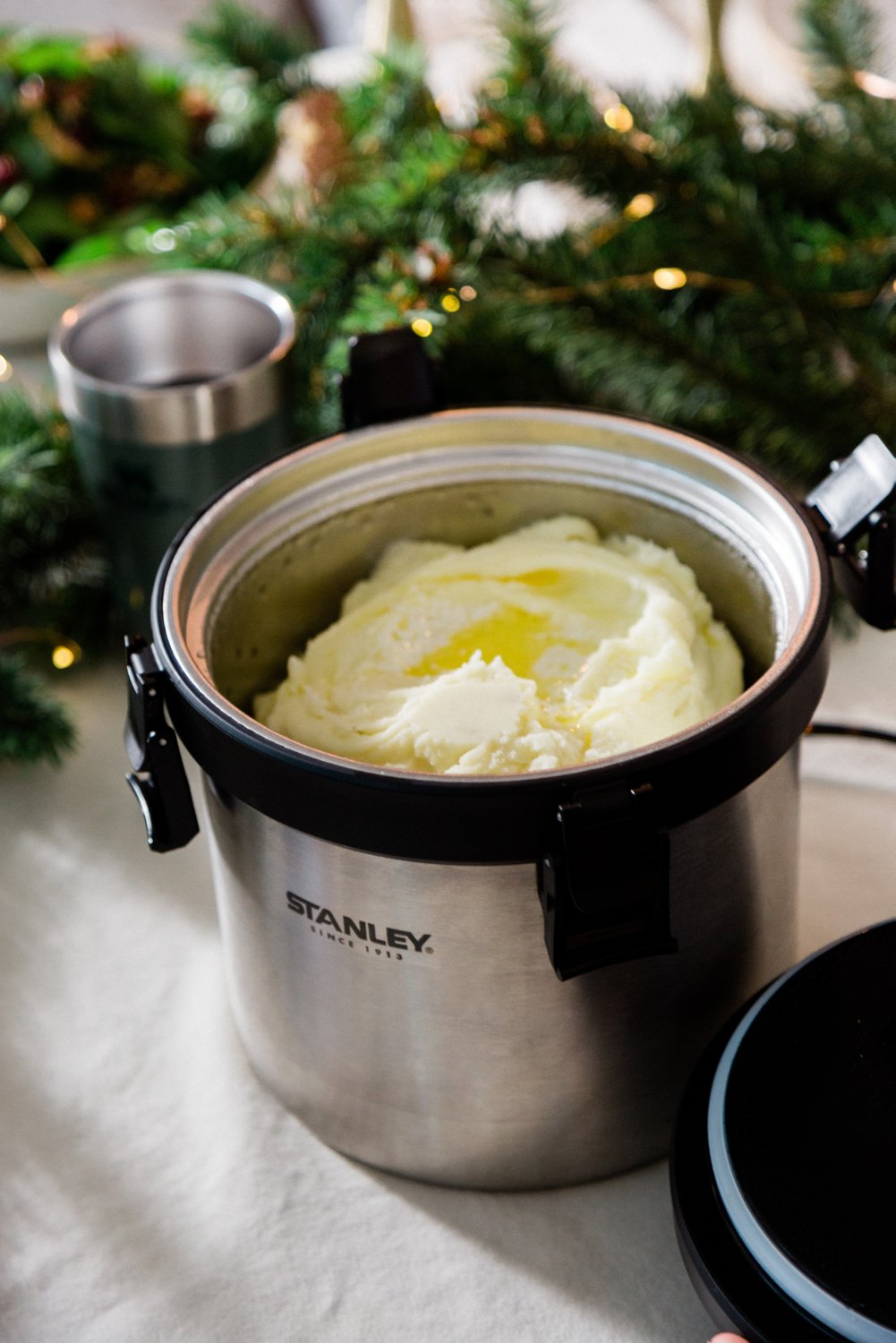 Stanley 3 Quart Camp Crock 