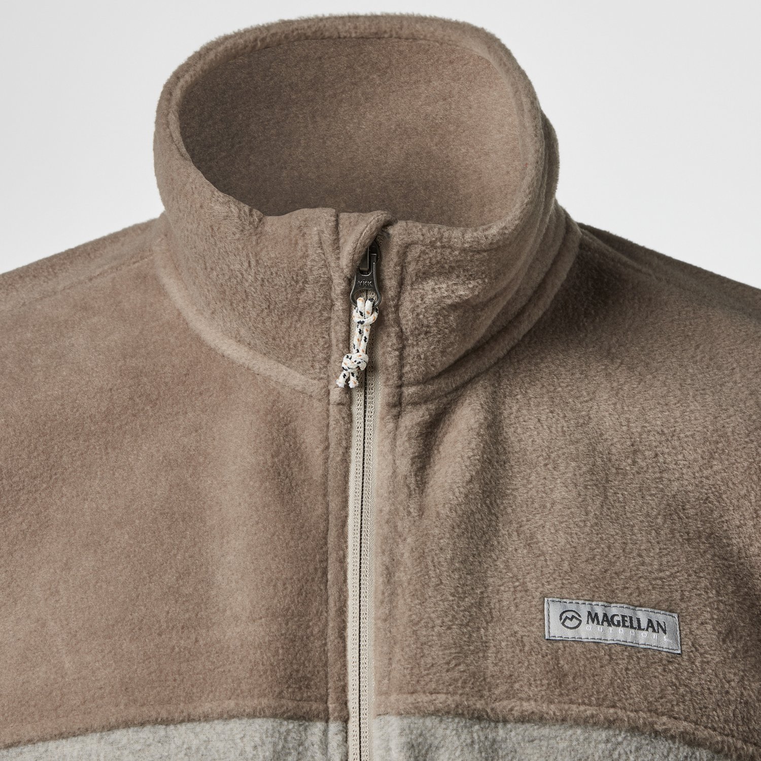 Magellan Outdoors Men’s Arctic Fleece Colorblock Jacket Academy