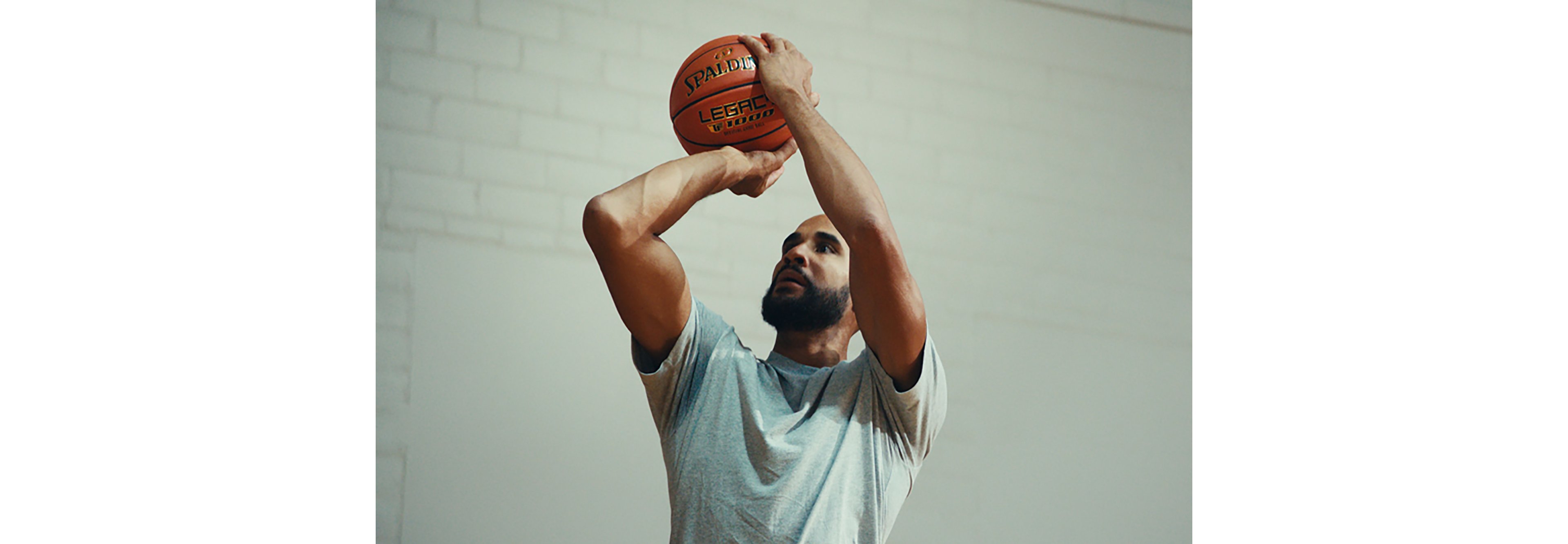 Spalding Legacy TF-1000 29.5 Basketball