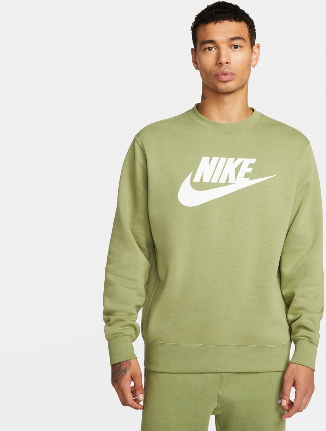 Nike Men's Sportswear Club Fleece Brushed Back Graphic Crew Pullover ...