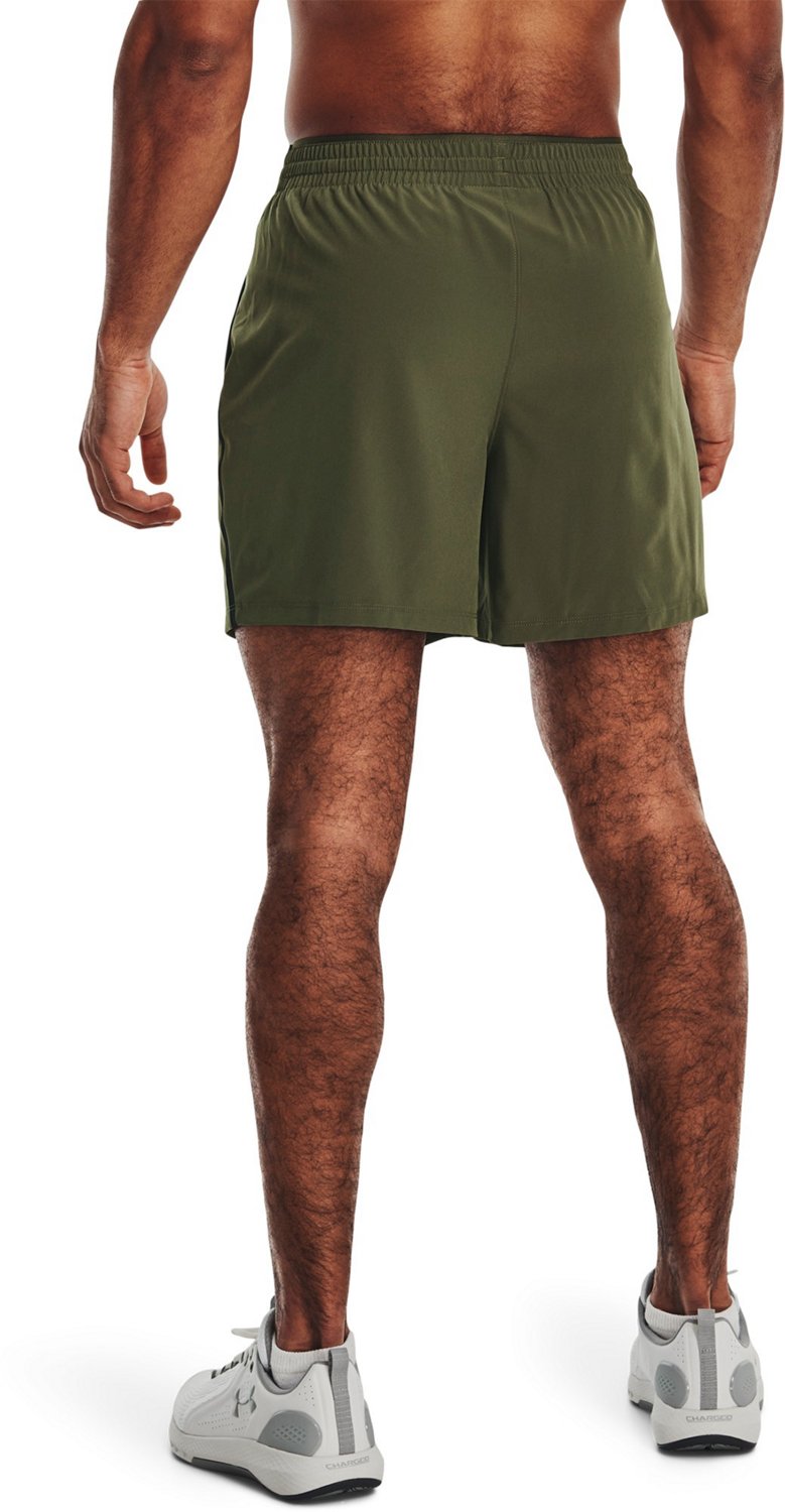 Under Armour Men's Qualifier WG Perf Shorts 5 in Academy