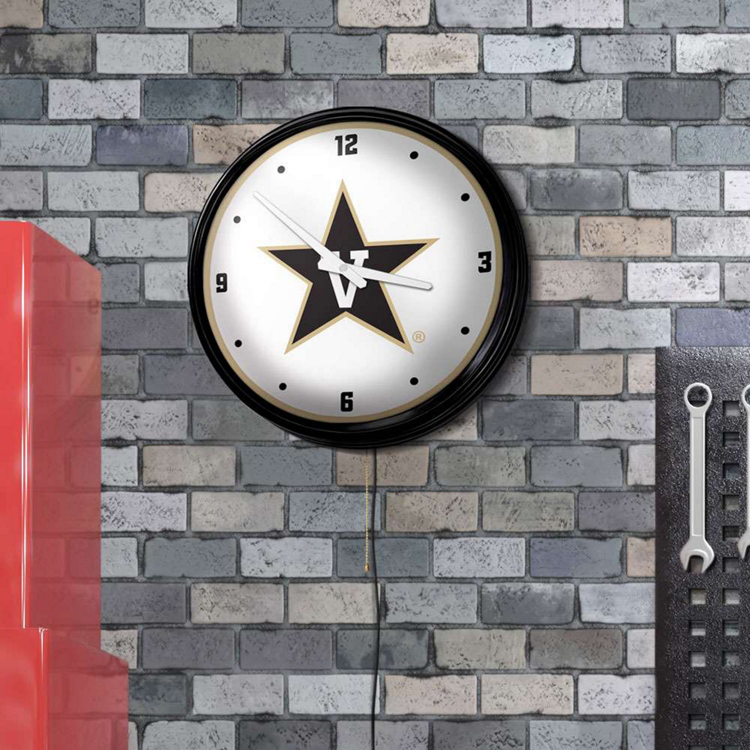 The Fan-Brand Vanderbilt University Retro Lighted Wall Clock - view number 4
