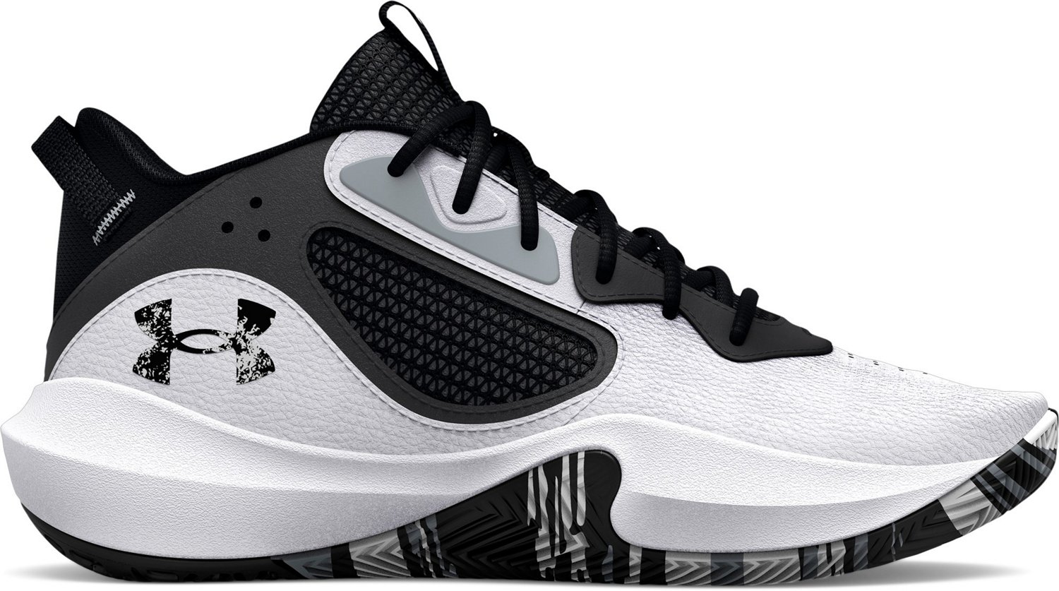 Under armor youth basketball on sale shoes