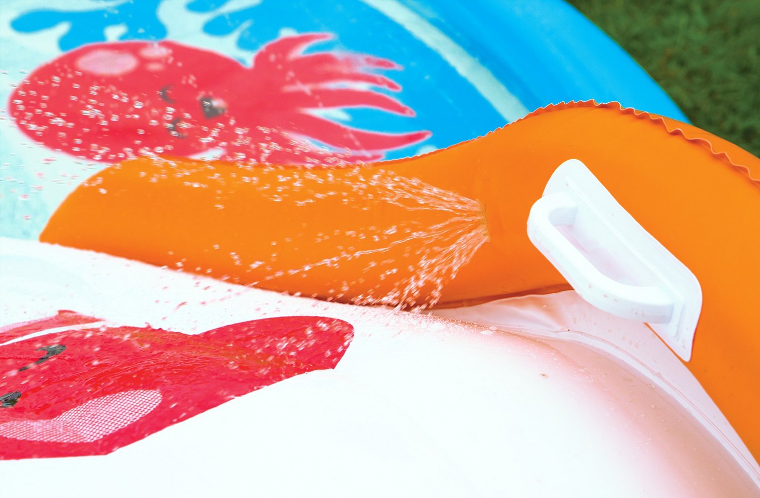 WOW Watersports Sea Fun Splash Pad Slide