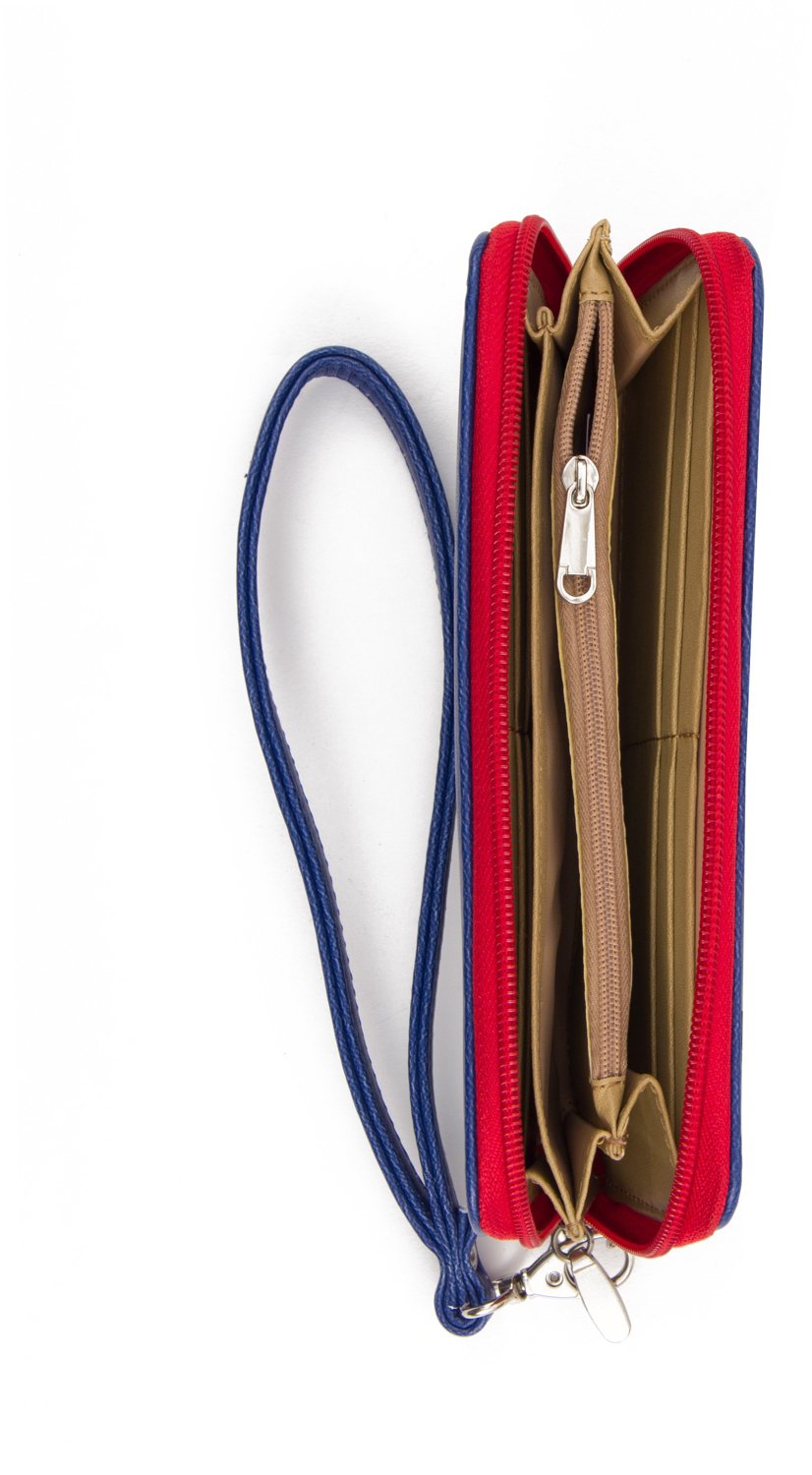 Eagles Wings Women's Atlanta Braves Wristlet