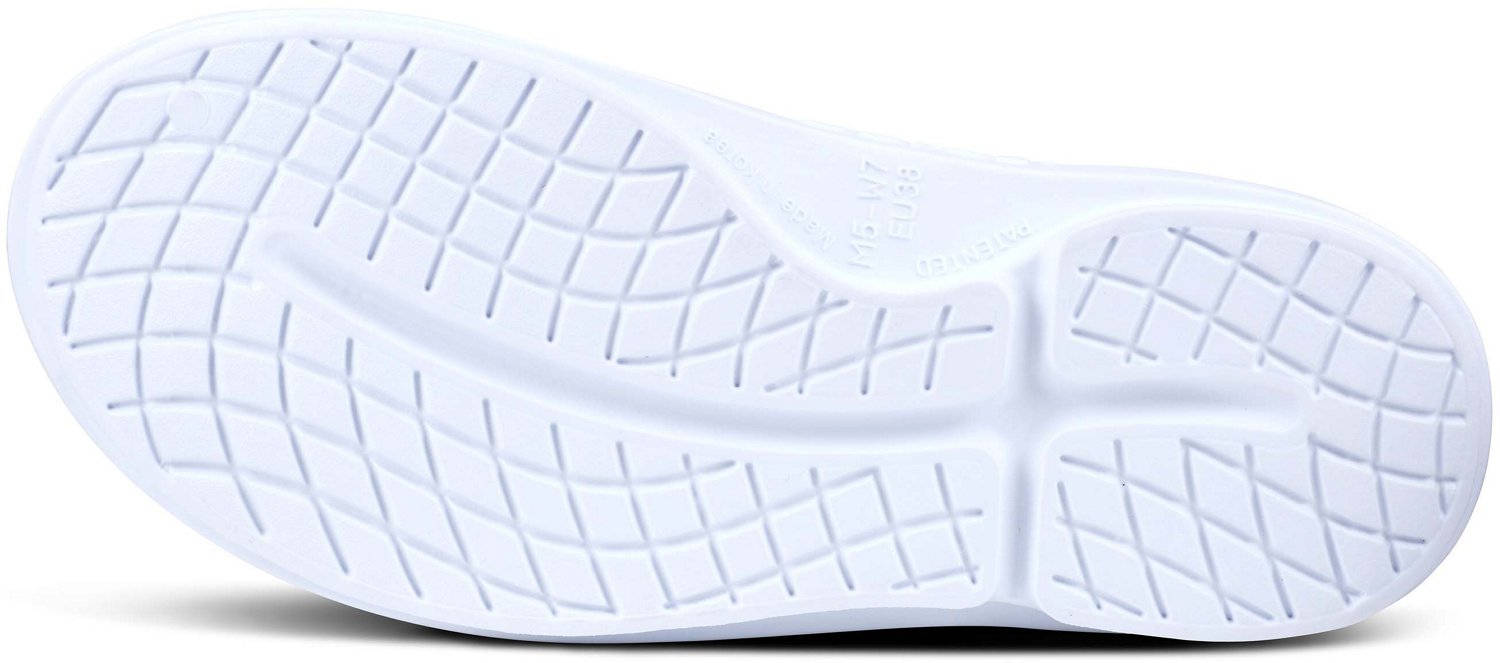 OOFOS Adults’ OOcloogs Academy