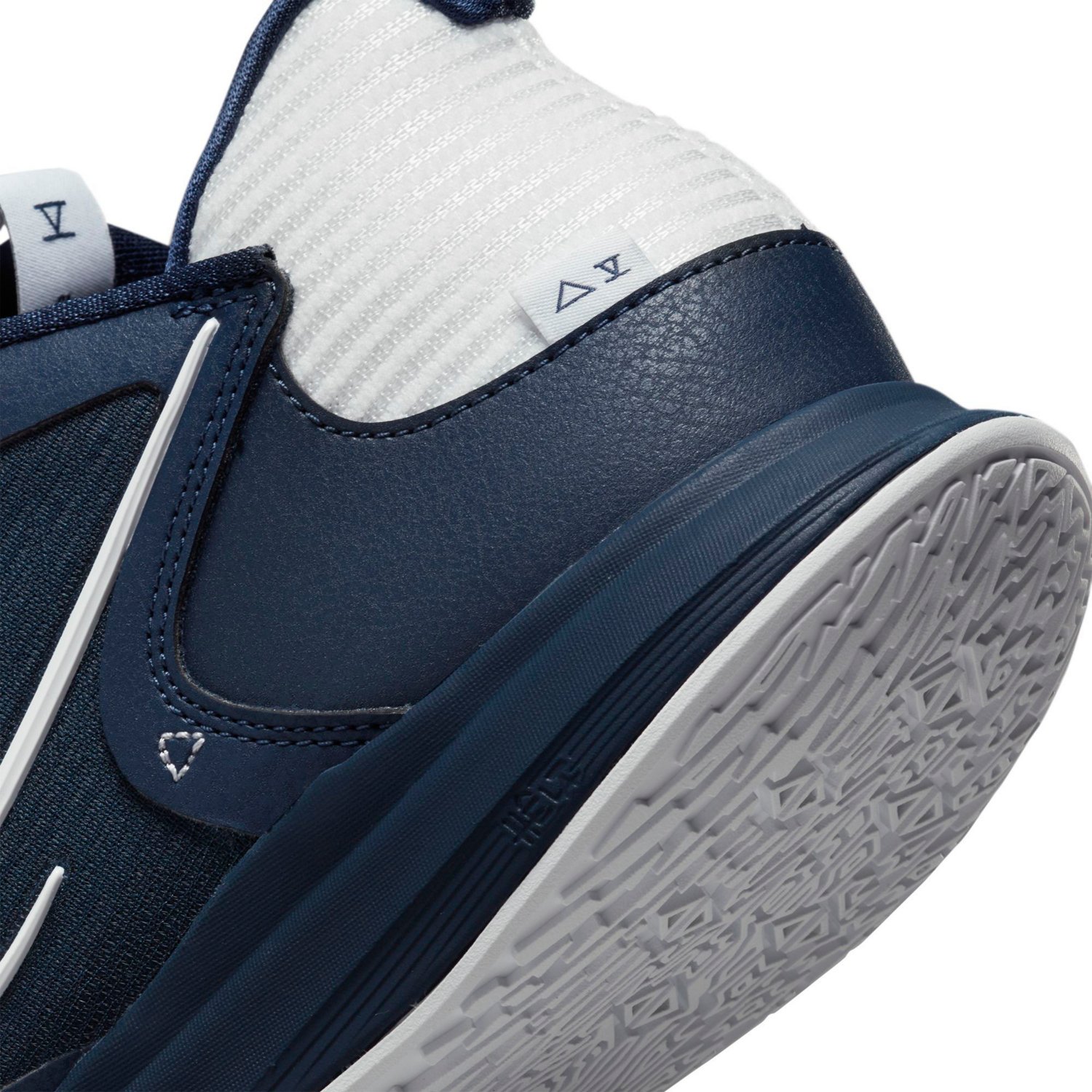 Nike Men’s Kyrie Low 5 TB Basketball Shoes - view number 8