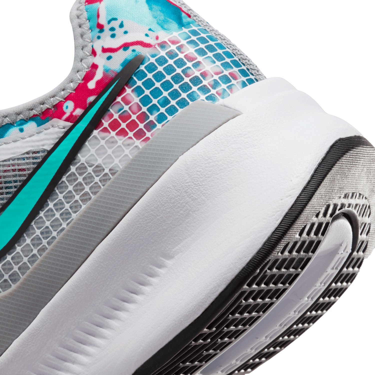 nike air zoom hiit trainers