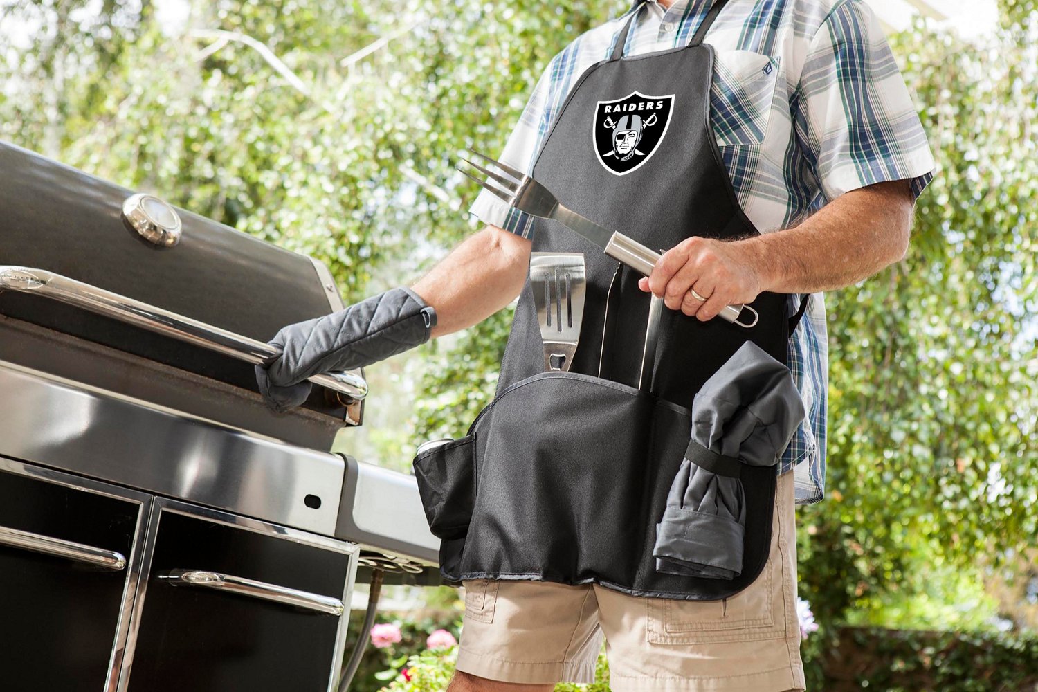 Picnic Time Oakland Raiders BBQ Apron Tote Pro Grill Set - view number 2