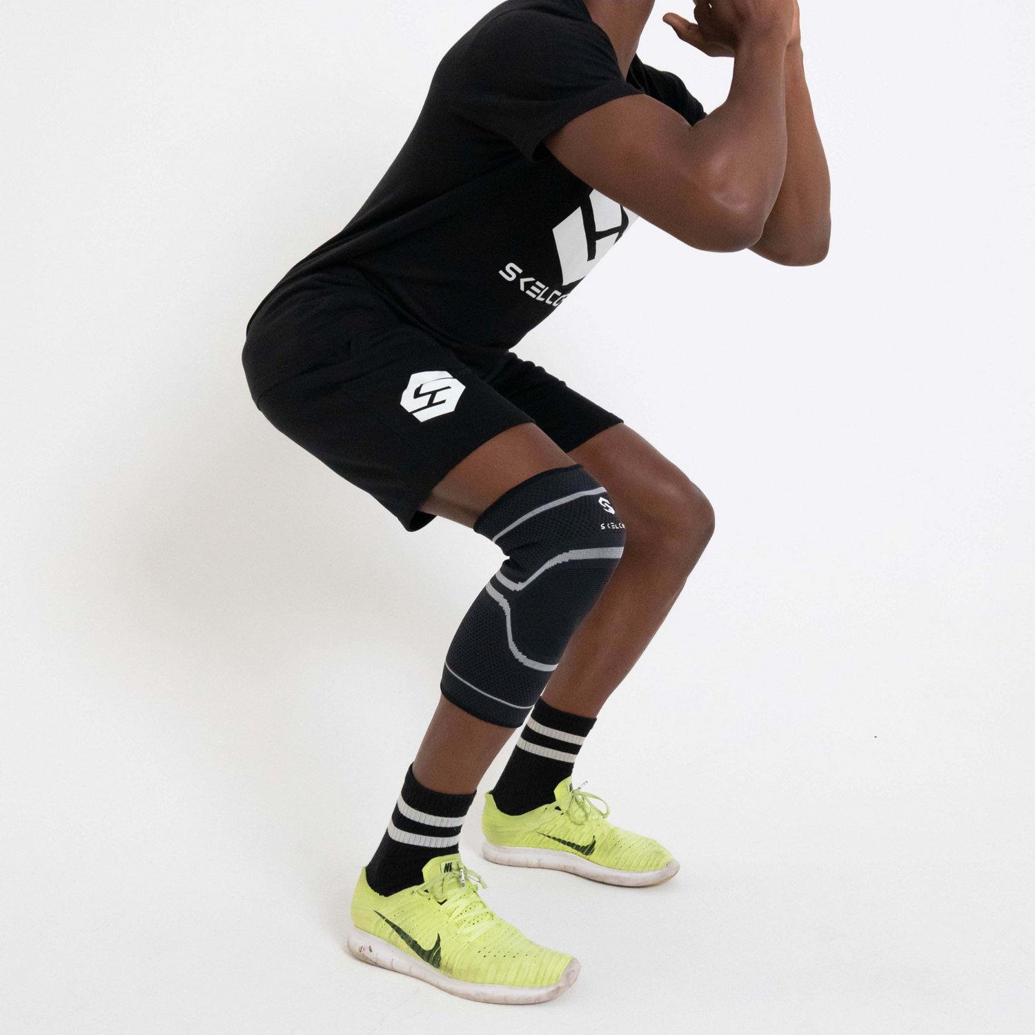 Skelcore Series 3 Knee Support Sleeve - view number 2