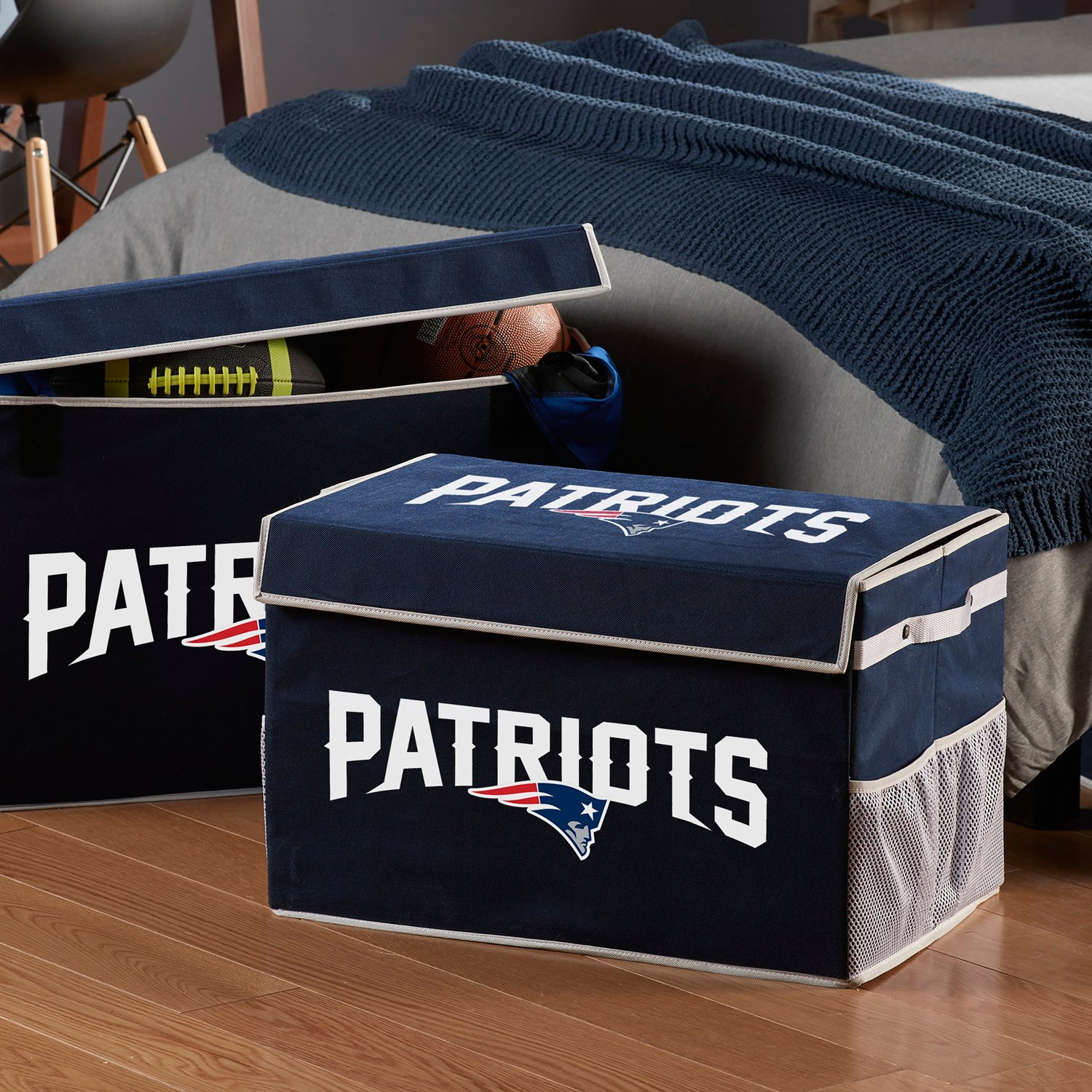 Franklin New England Patriots Collapsible Storage Footlocker Bin - view number 3