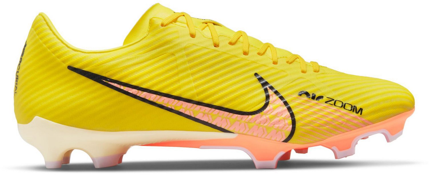 Nike soccer hot sale cleats academy