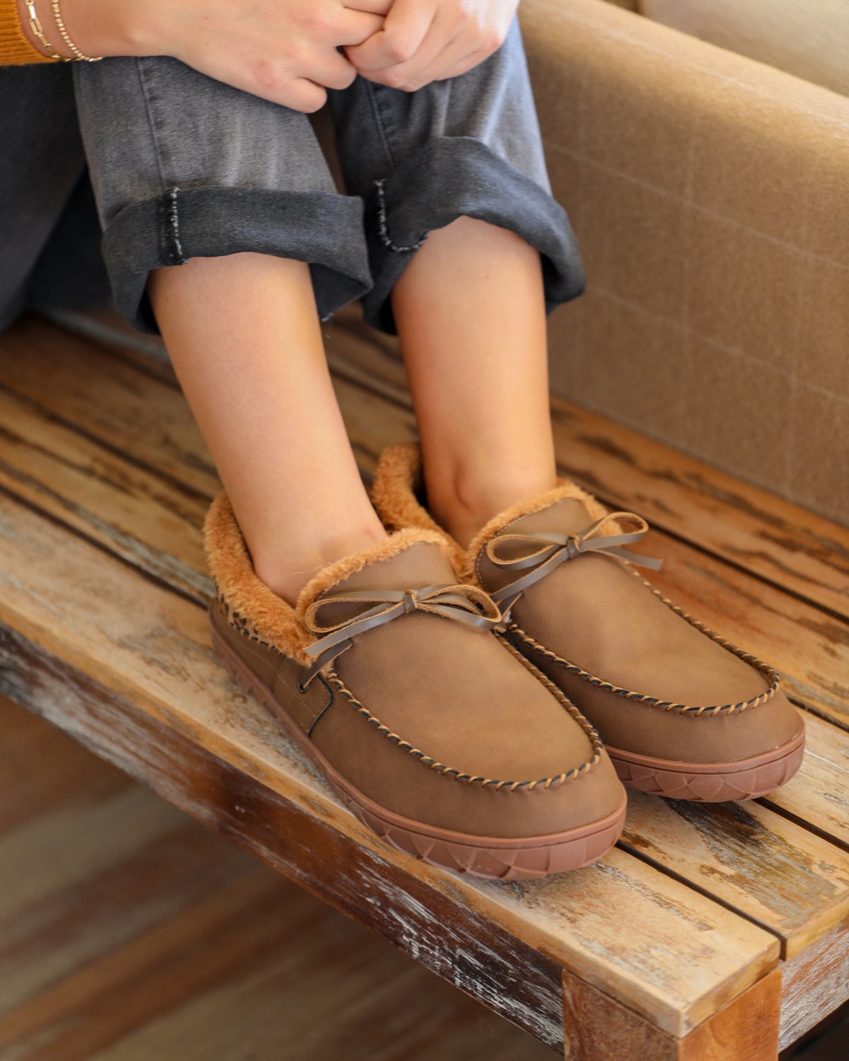 Flojos Women's Gracias Faux Fur Slippers - view number 2