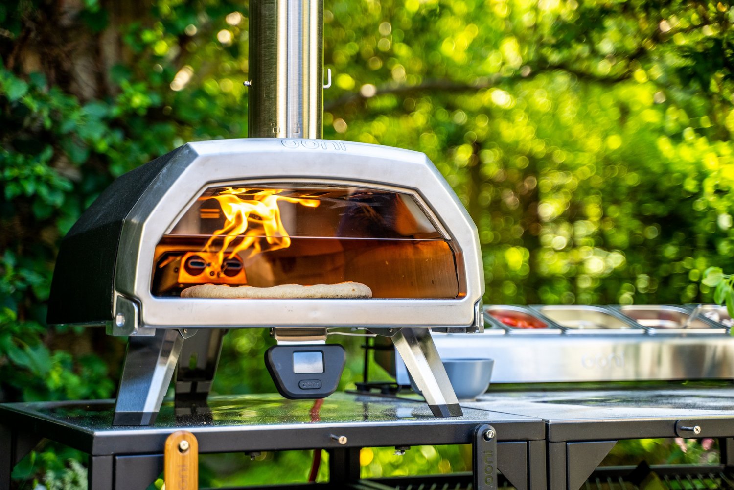 Ooni Karu 16 in MultiFuel Pizza Oven Academy