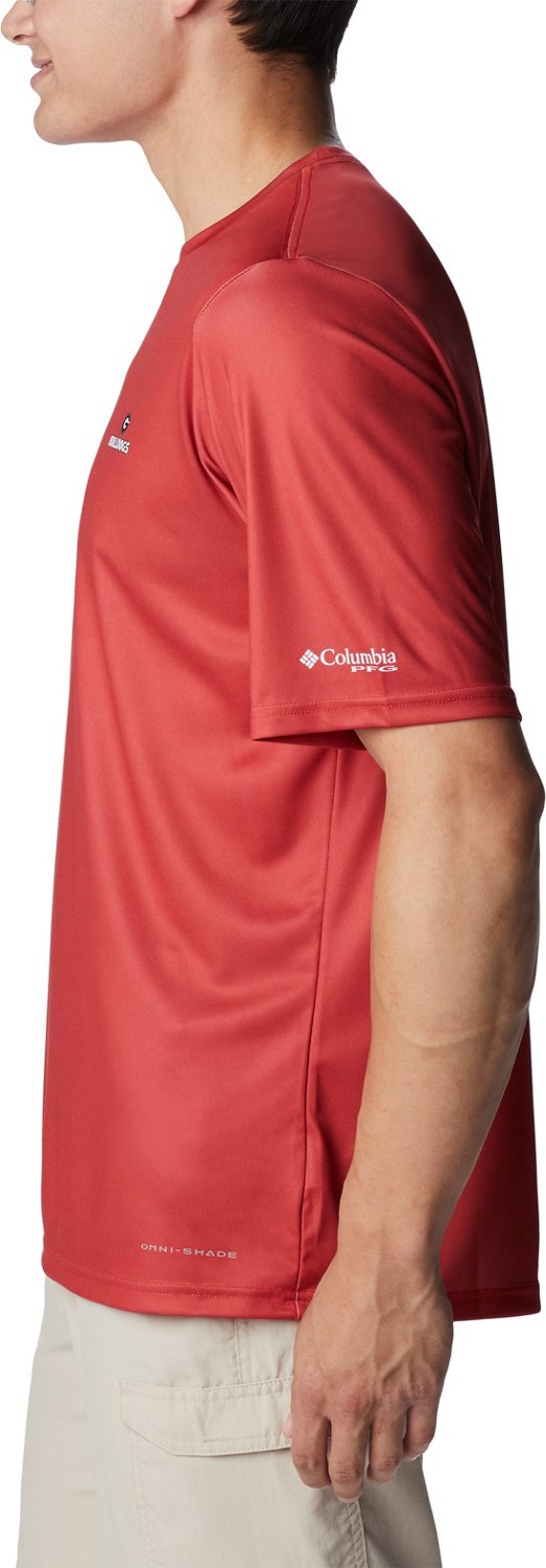 Columbia Sportswear Men's University of Georgia Terminal Tackle Flag Graphic Short Sleeve T-shirt                                - view number 4