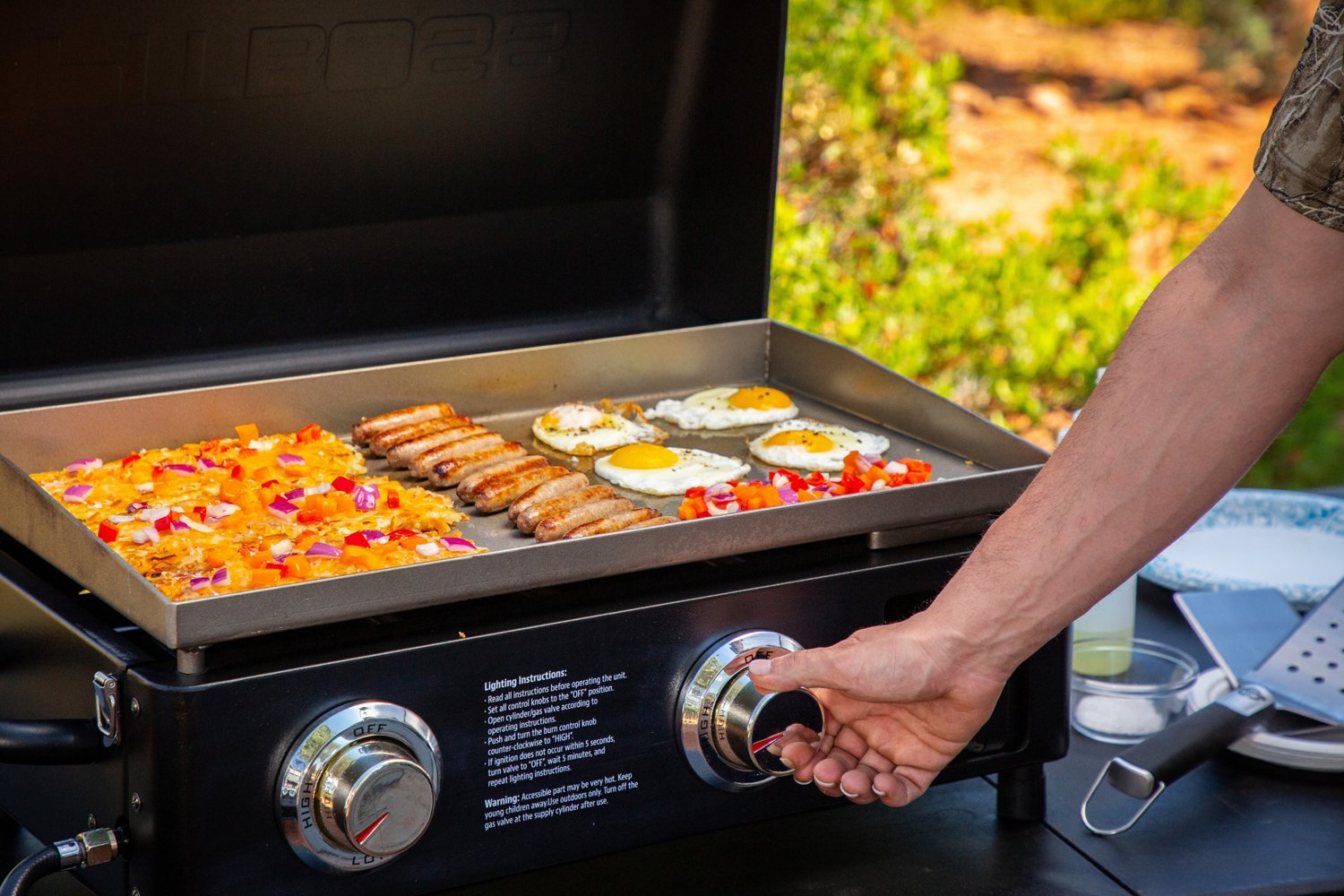 Pit Boss Sportsman Portable Tabletop 2 Burner Gas Griddle - view number 5