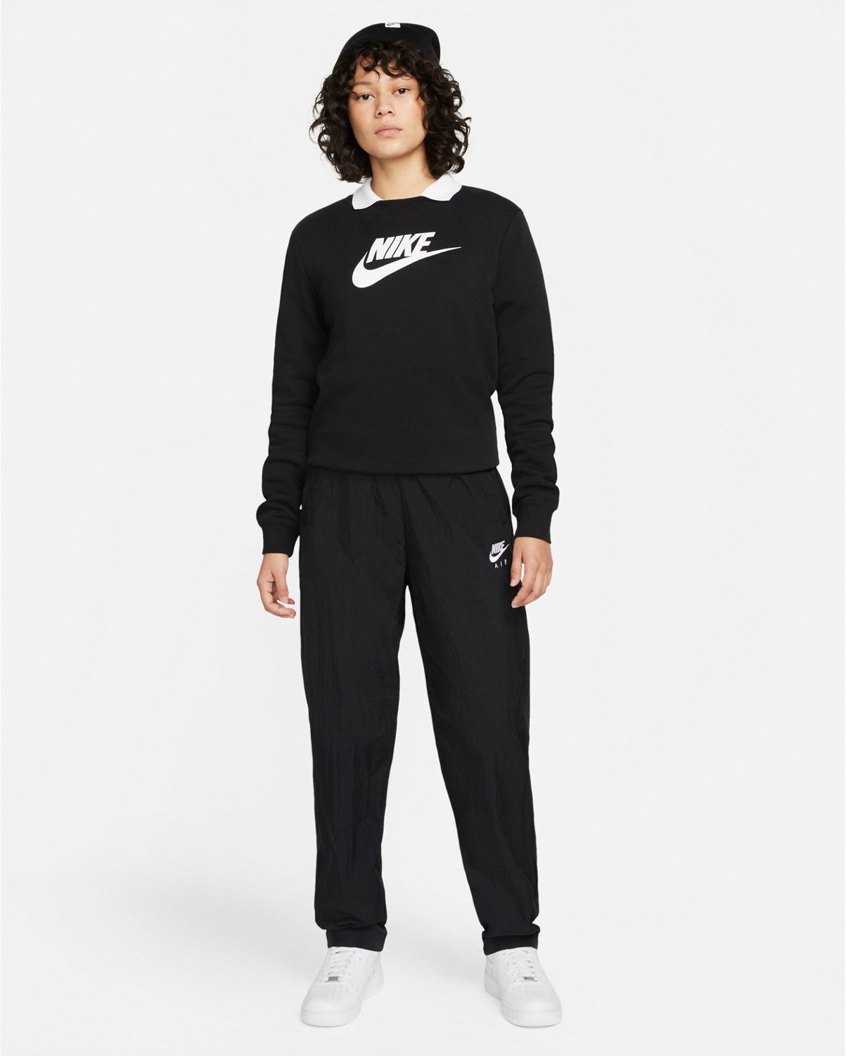 Nike Women's Club Fleece Graphic Long Sleeve Crew Neck Sweatshirt - view number 4