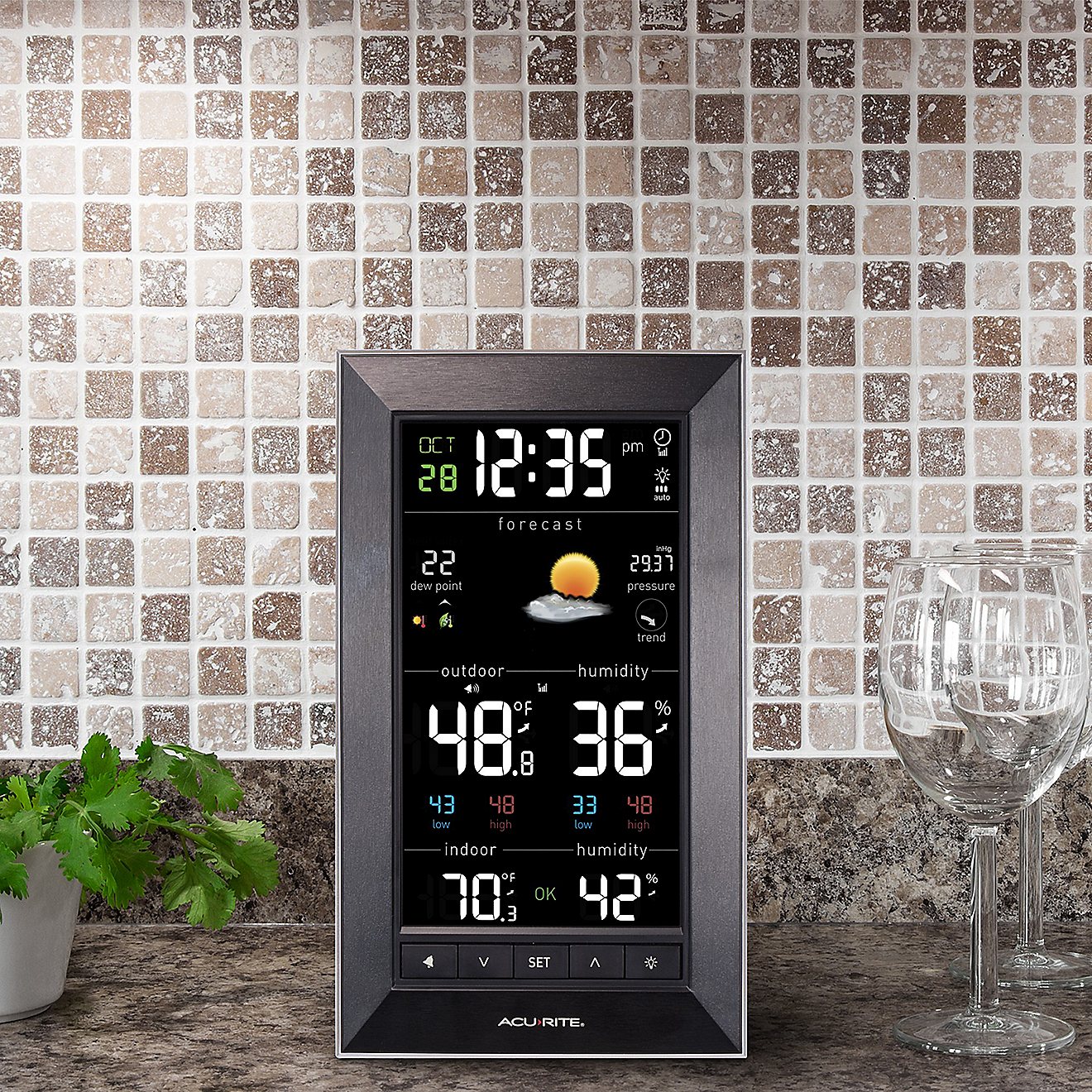 AcuRite Weather Station w/ Indoor and Outdoor Monitoring                                                                         - view number 19