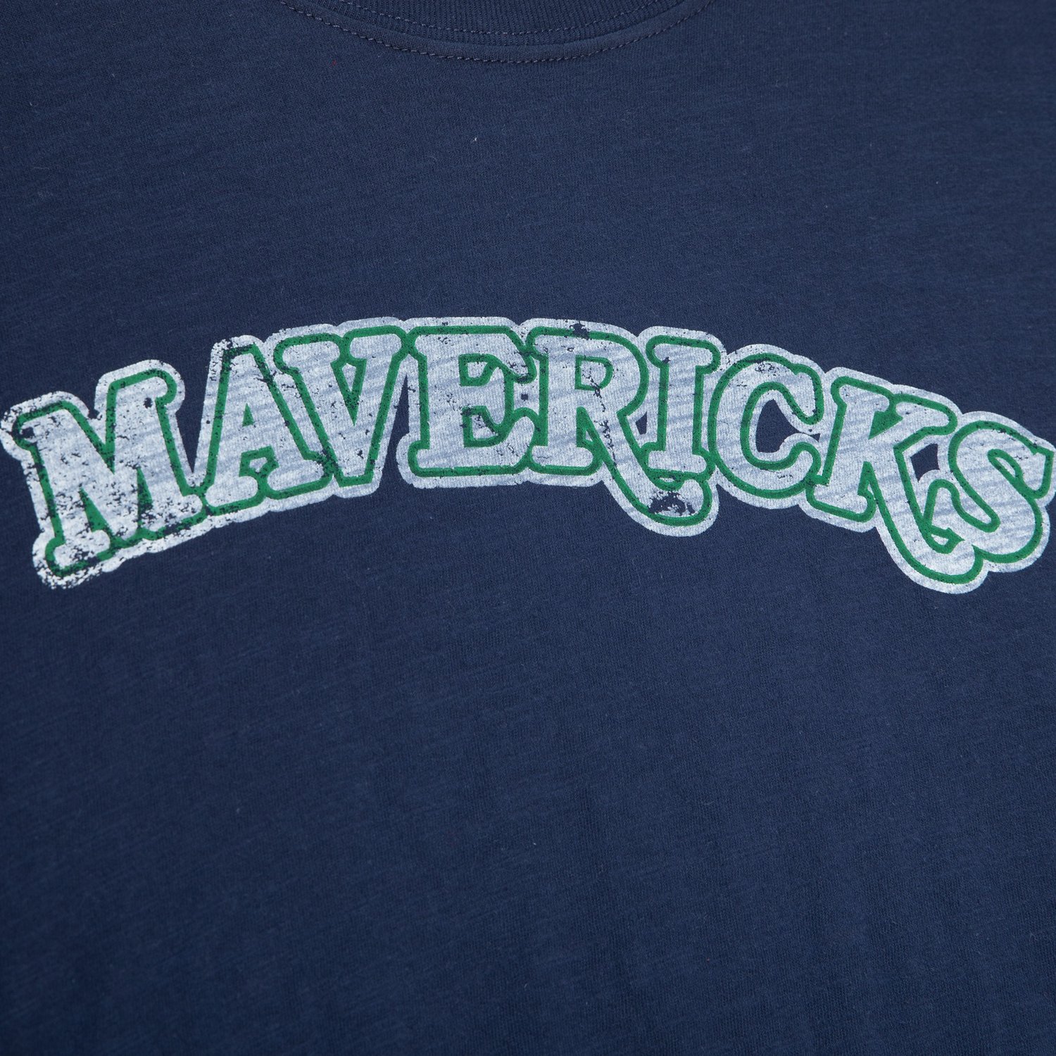 Mitchell & Ness Men’s NBA Legendary Dallas Mavericks T-Shirt - view number 3