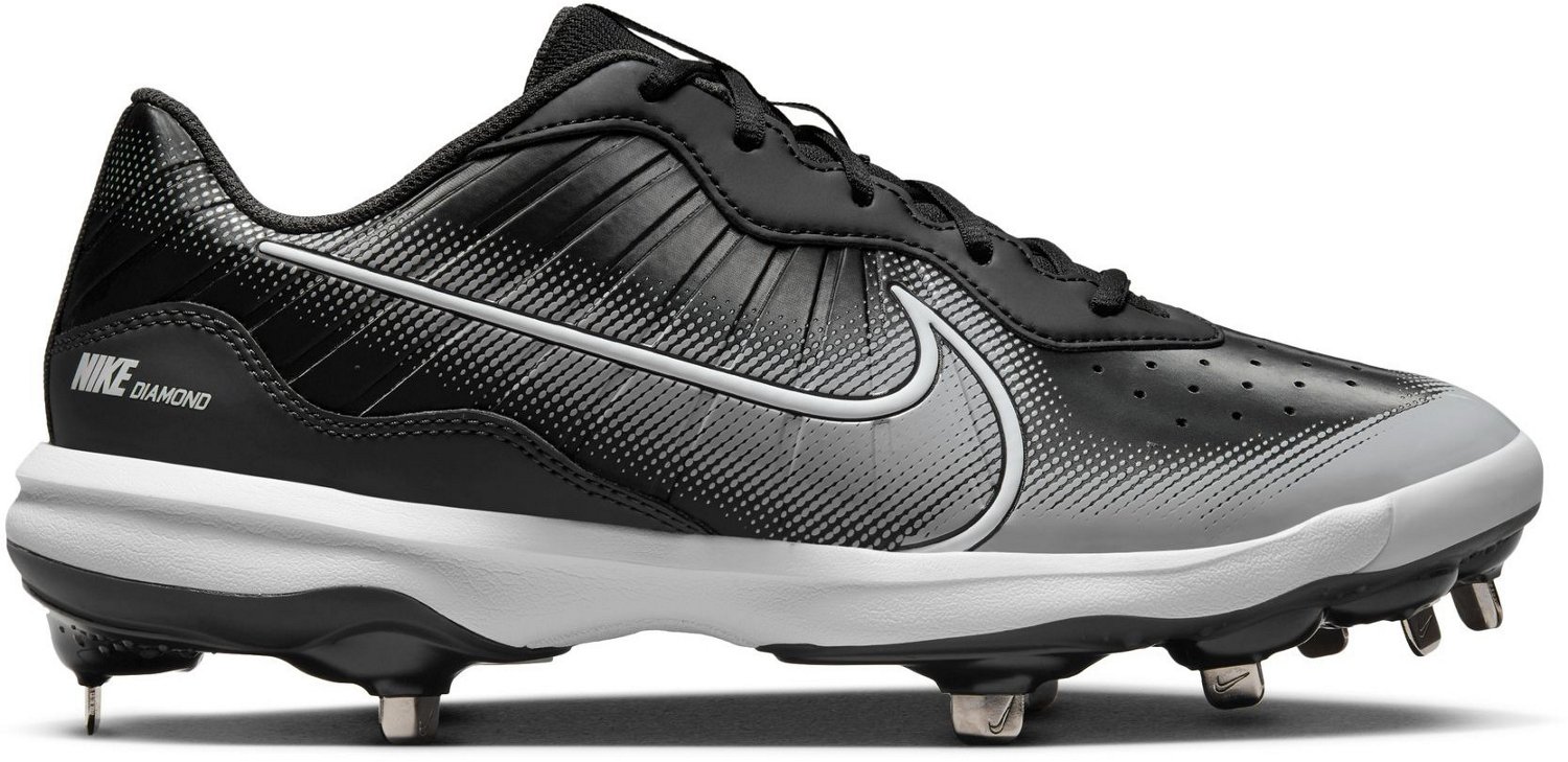 Nike Men s Alpha Huarache Varsity 4 Low Metal Baseball Cleats