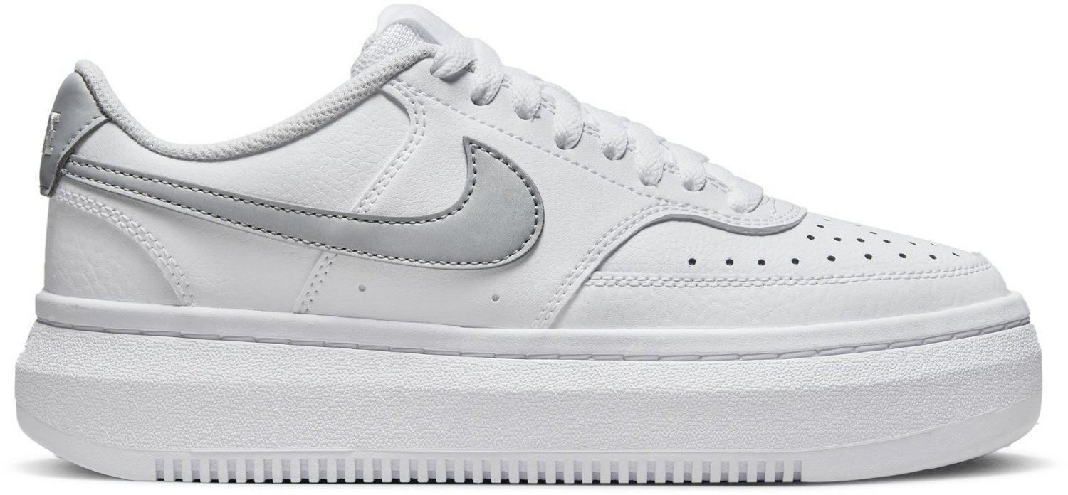 termómetro Malentendido Oblea Nike Women's Court Vision Low Alta Platform Shoes | Academy