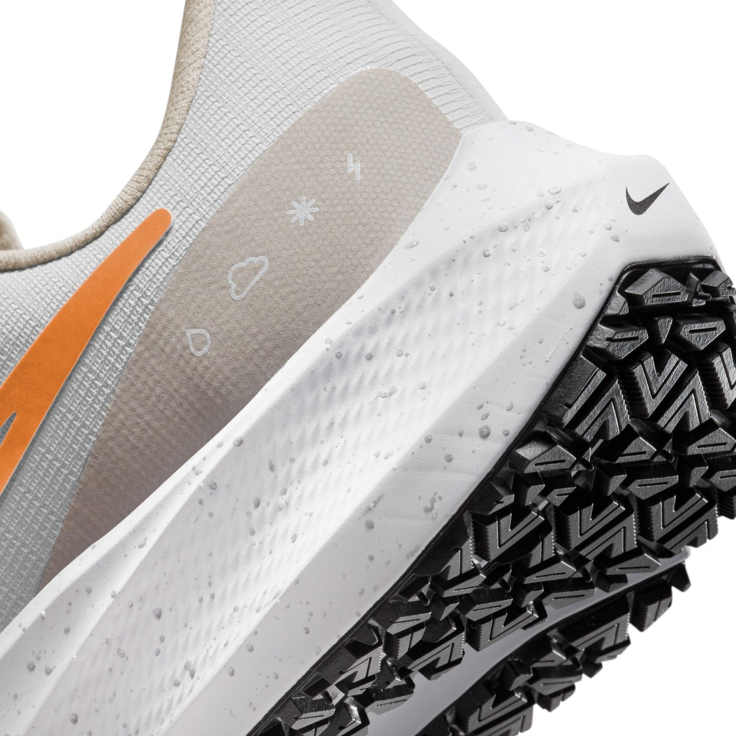 nike zoom pegasus turbo shield women's running shoe