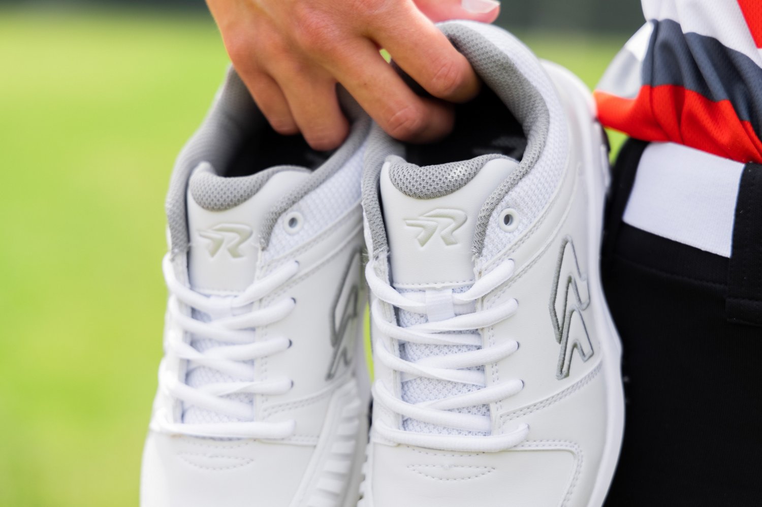 ringor pitching toe cleats