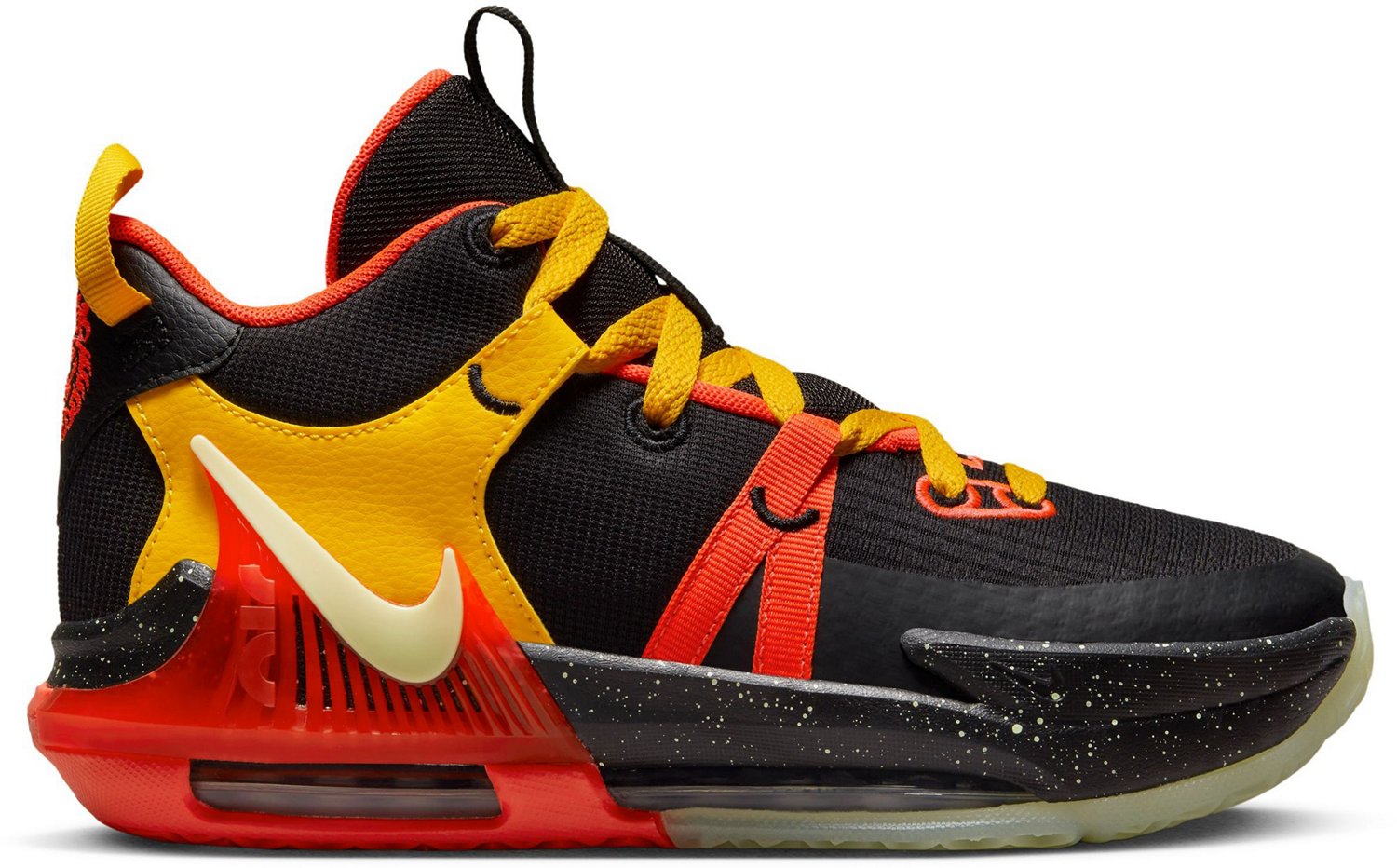 Patético antecedentes telar Nike LeBron Witness VII Basketball Shoes | Academy