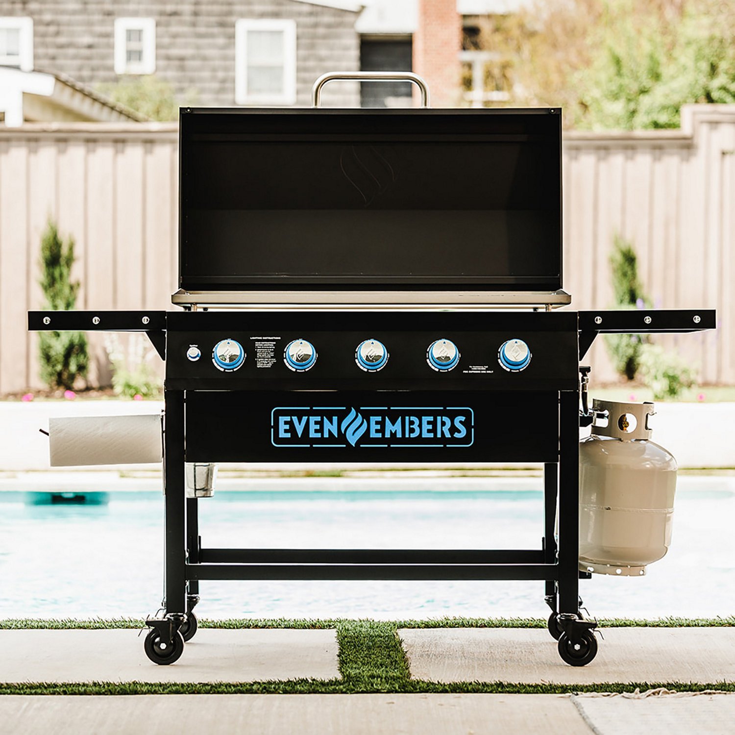 Even Embers 5Burner Gas Griddle with Lid Academy