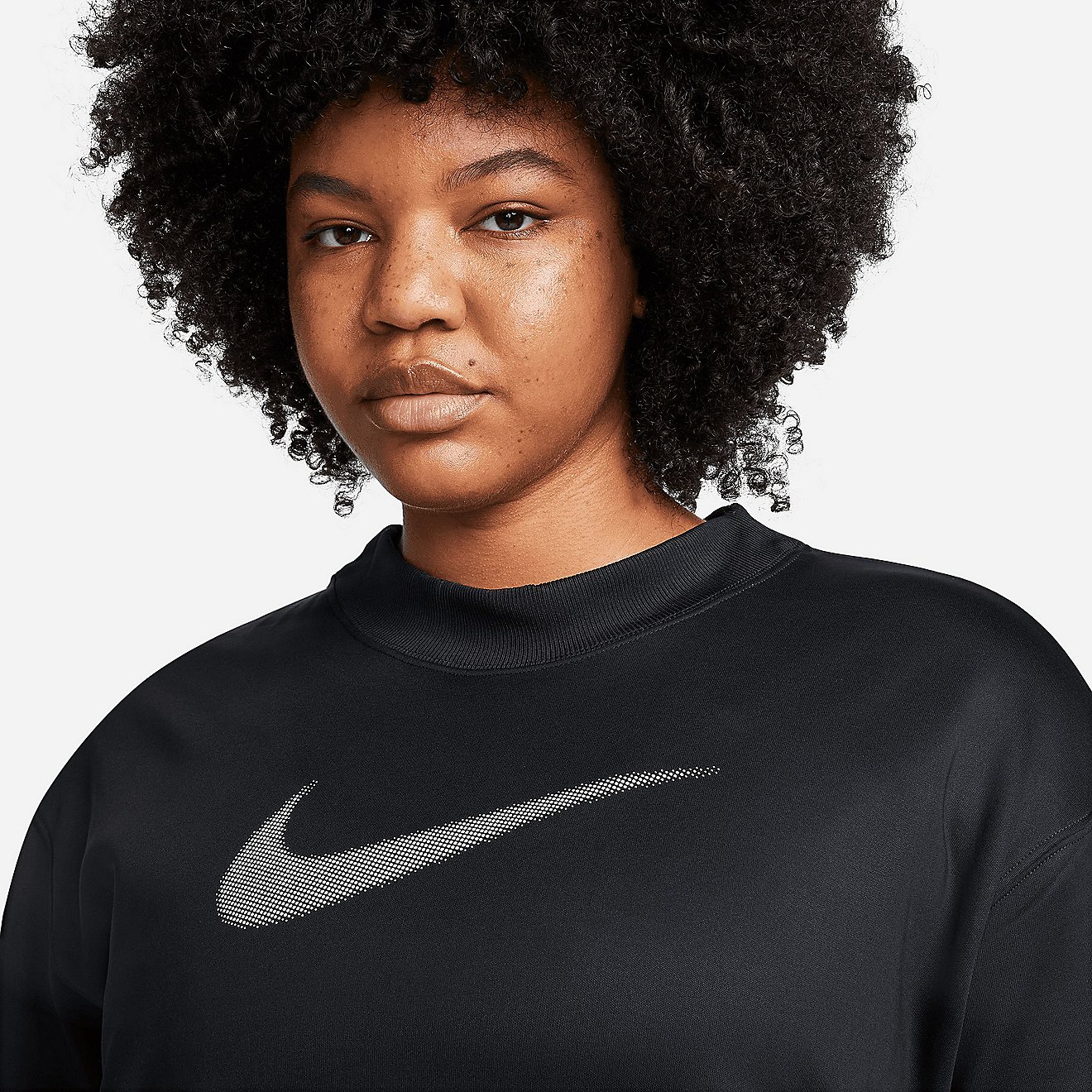 Nike Women’s Therma-FIT All Time Crew Plus Size Pullover | Academy