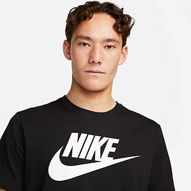 Nike Men's Nike Sportswear Icon Futura Short Sleeve T-shirt                                                                     