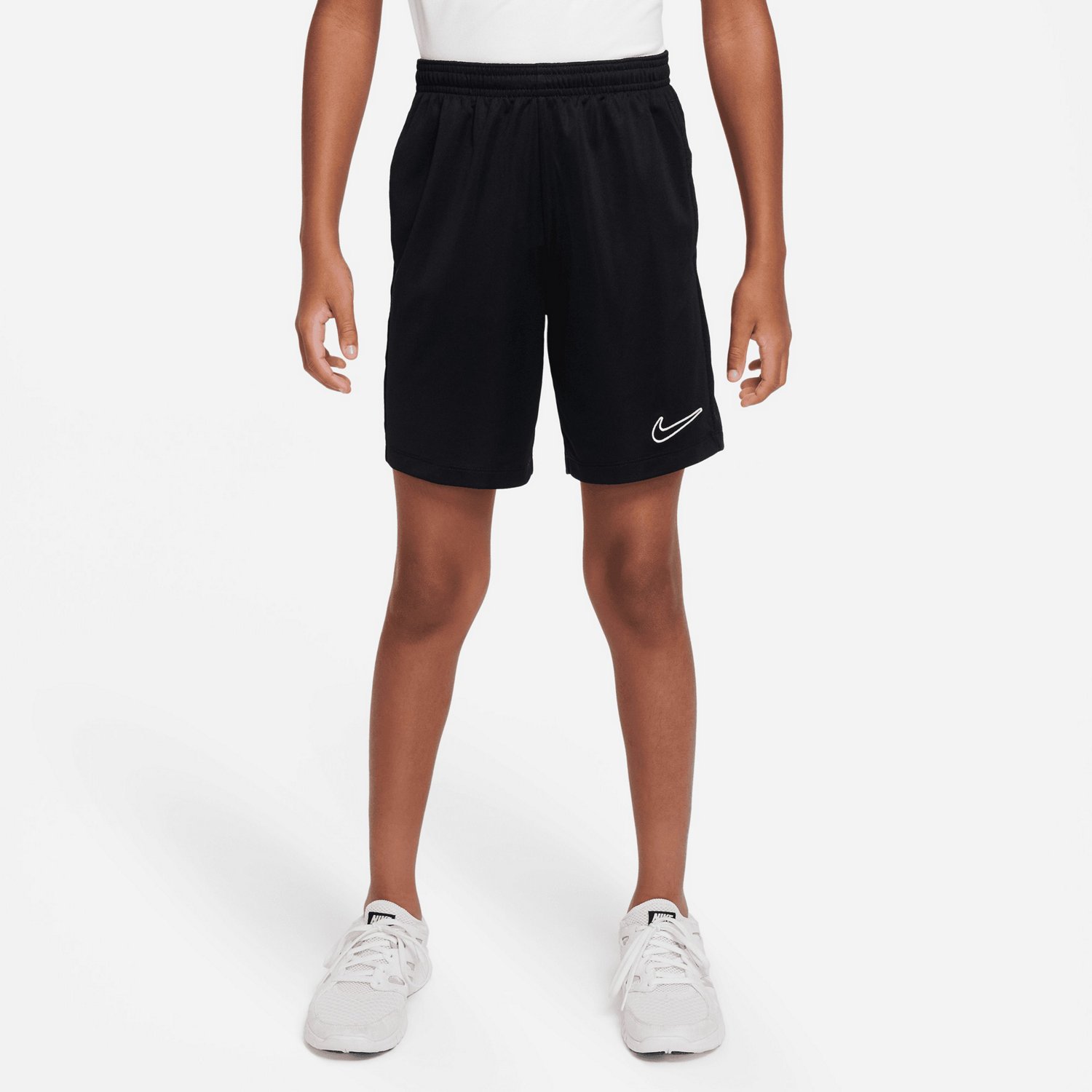 Nike Boys' Dri-FIT Trophy Shorts 7 in | Academy