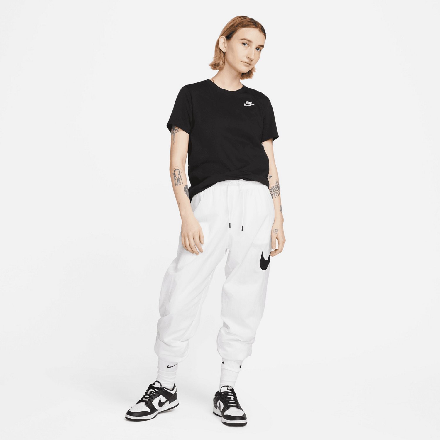 Nike Women's Sportswear Club T-shirt - view number 4