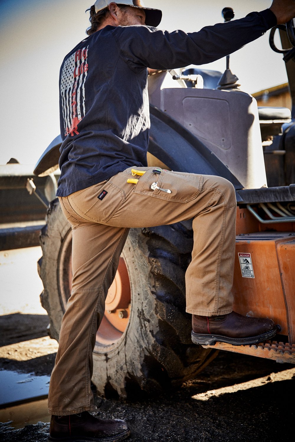 Ariat Men's Flame Resistant M5 Slim DuraLight Stretch Canvas Straight Leg Pants - view number 4