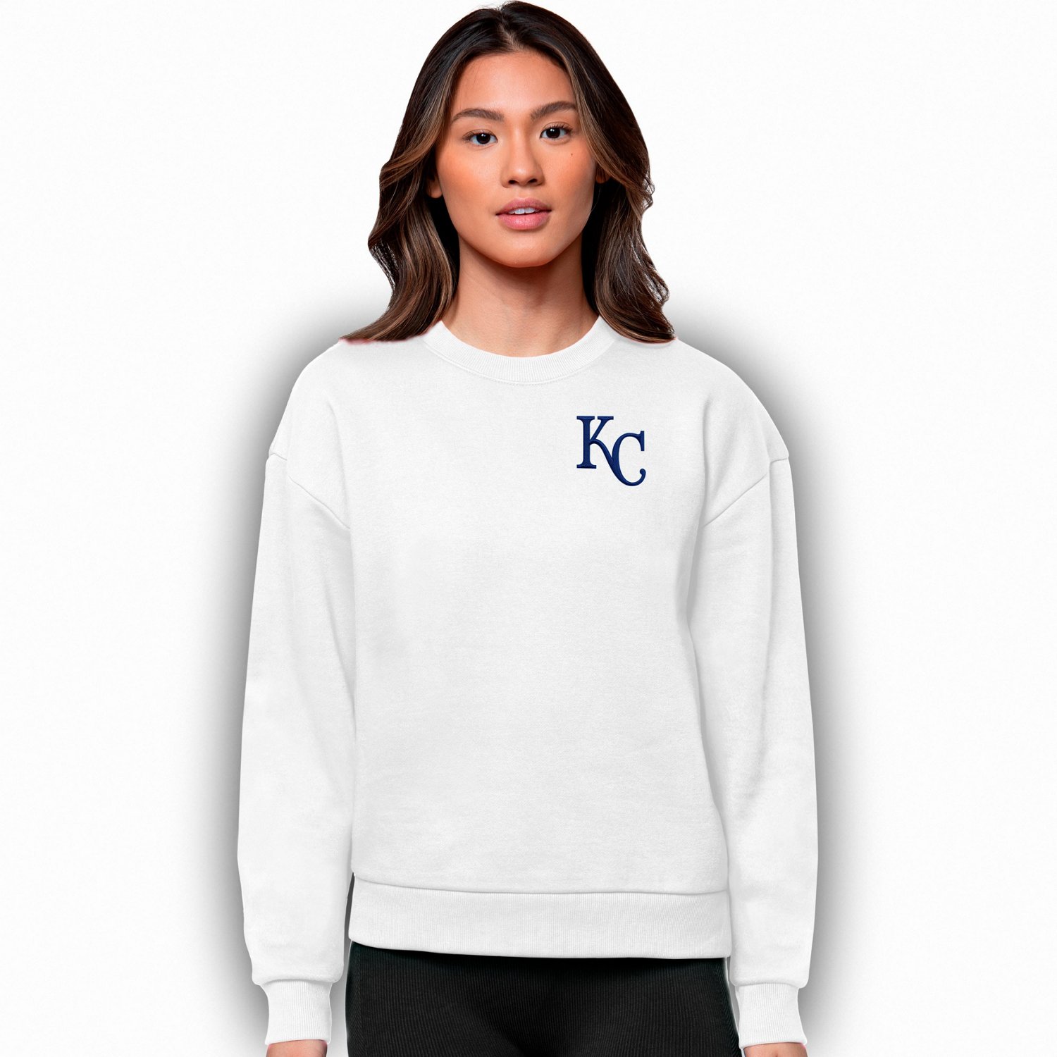 Antigua Women's Kansas City Royals Victory 2 Crew Sweatshirt