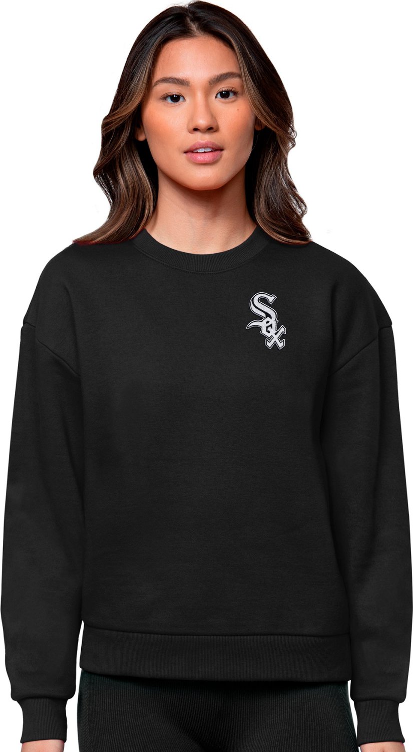 Antigua Women's Chicago White Sox Victory 2 Crew Sweatshirt