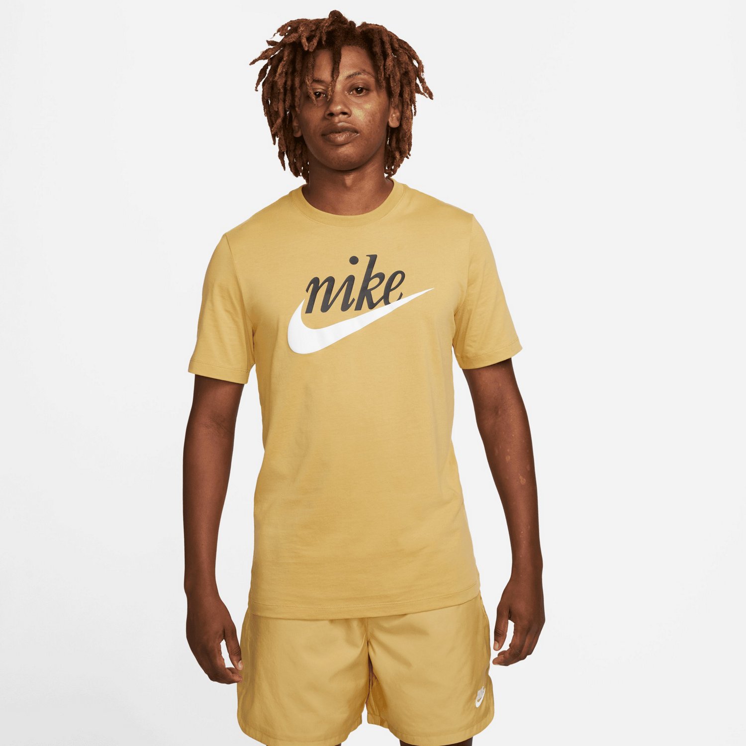 Nike Men\'s Futura T-shirt | Shipping Academy at Free