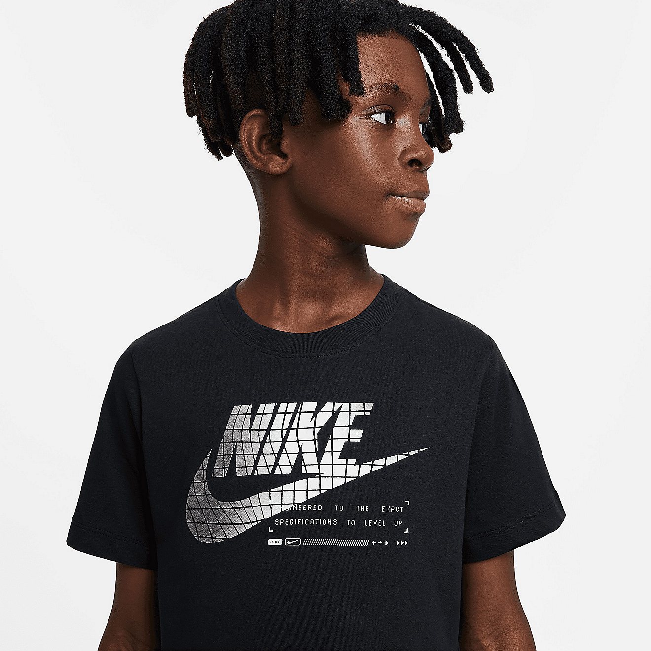 Nike Boys' Sportswear Club Seasonal GFX T-shirt                                                                                  - view number 3