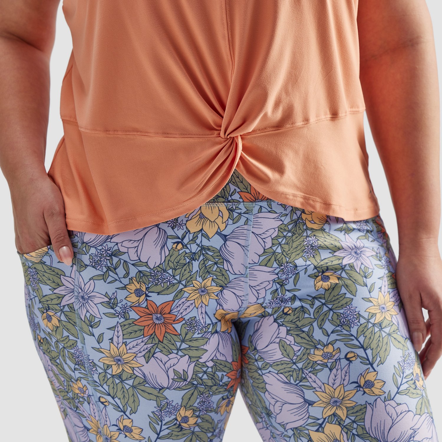 Freely Women's Plus Size Twist Tank Top - view number 4