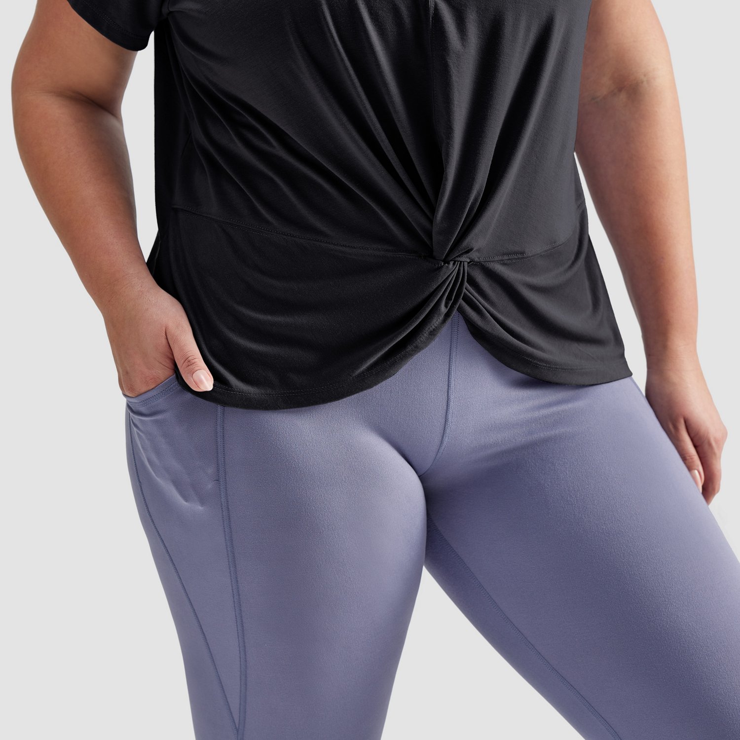 Freely Women's Ronnie Twist Plus Size Top - view number 4