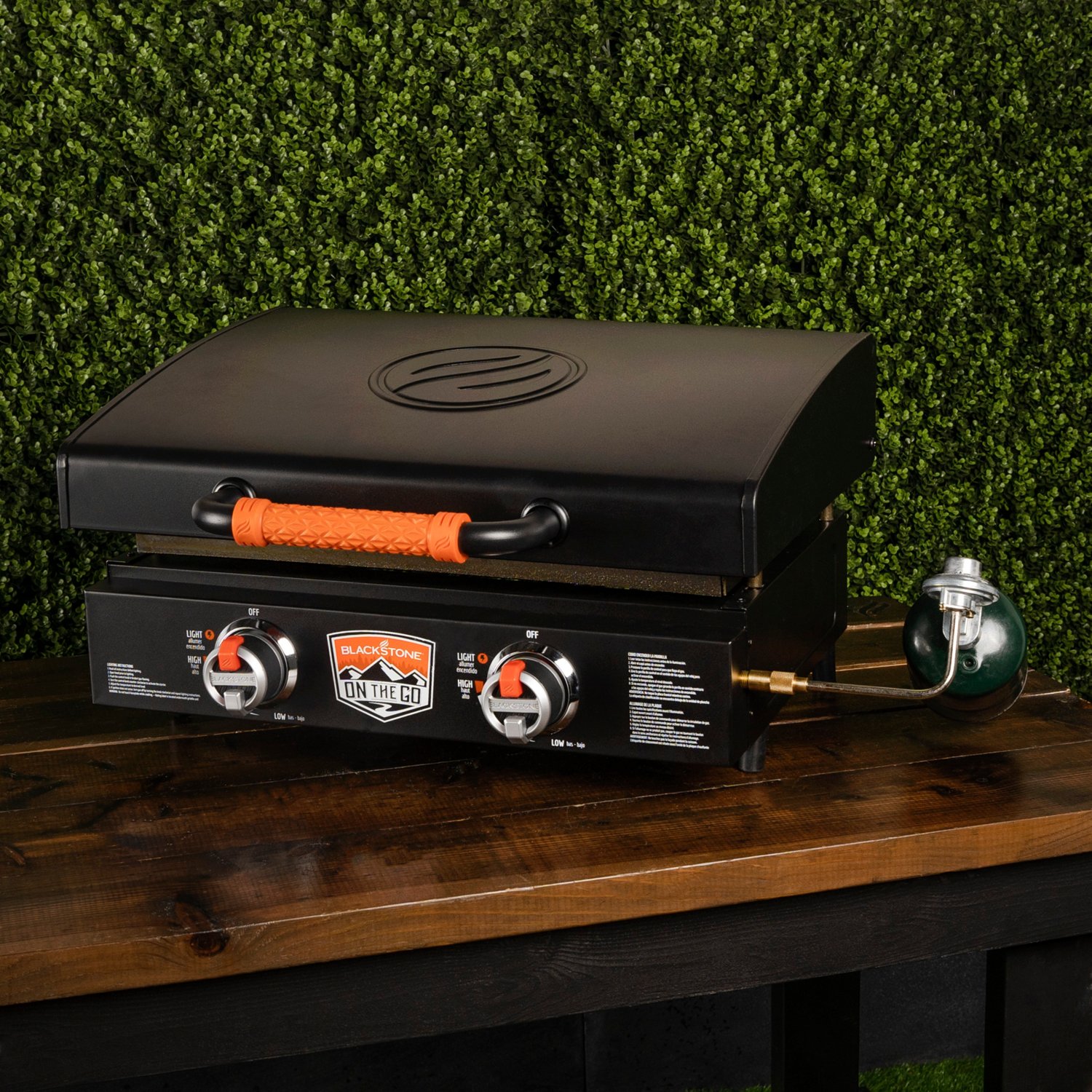 Blackstone On-The-Go 22 in 2-Burner Tabletop Gas Griddle with Hood