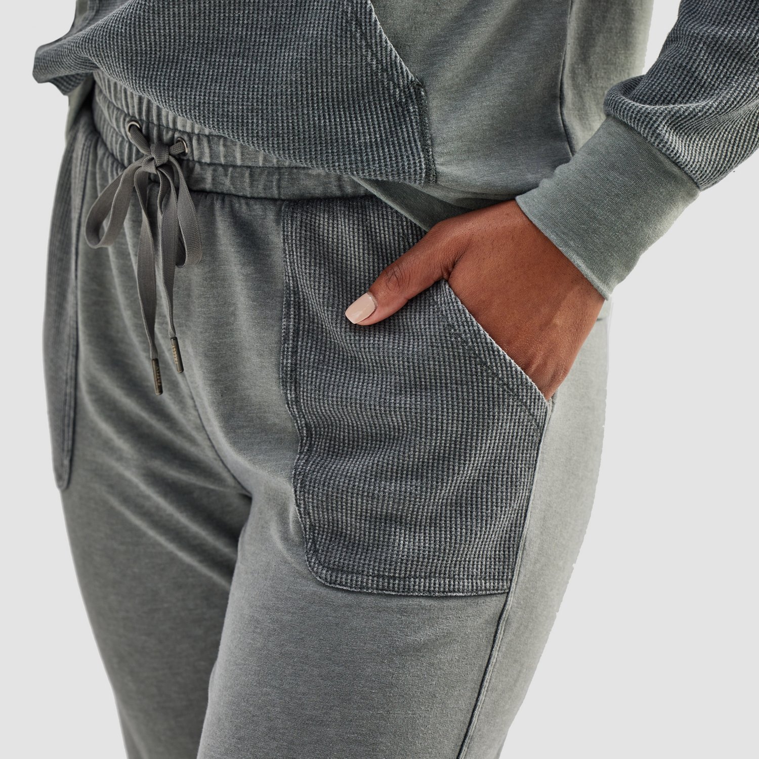 Freely Women's Perry Patch Pocket Joggers Academy