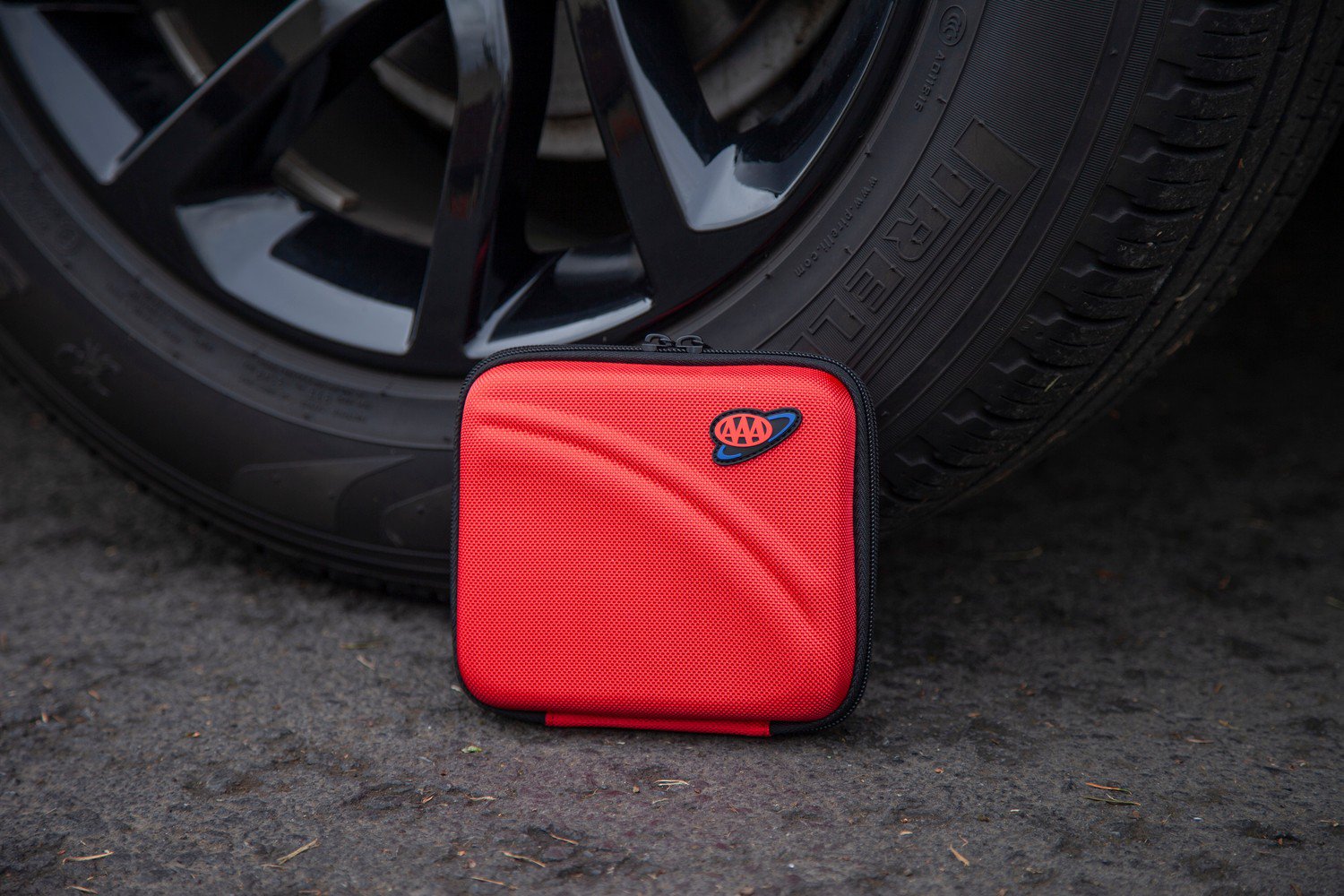 Lifeline AAA Commuter First Aid Kit 85-Piece                                                                                     - view number 5